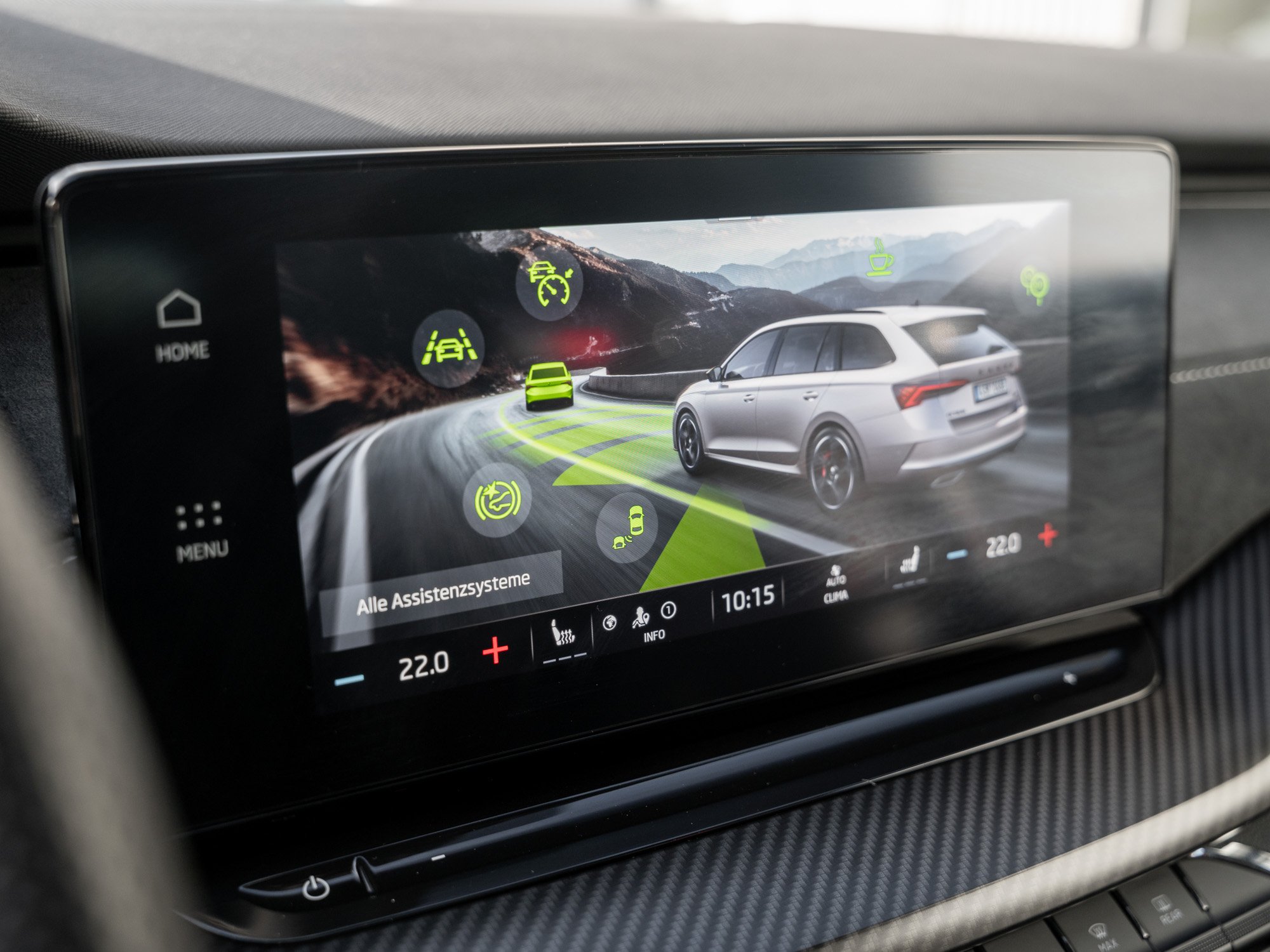 Skoda - OCTAVIA C. RS 2.0 TSI DSG DCC AHK Kam. Navi Pano_9