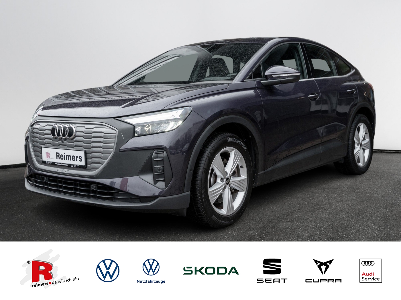 Audi - Q4 40 e-tron Sportback 40 e-tron basis Kam. Navi_1