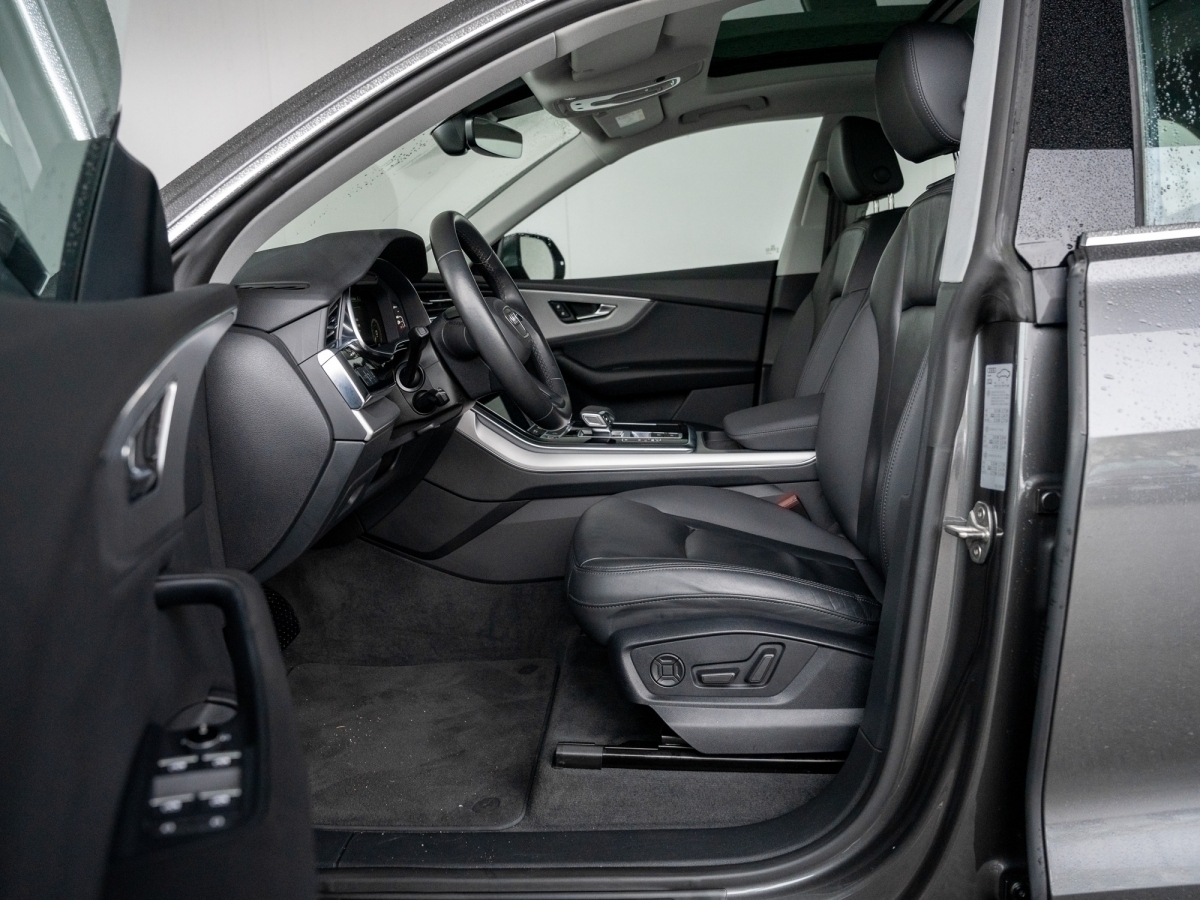 Audi - Q8 SUV TFSI e 55 TFSI e quattro 280(381)  tiptronic_29