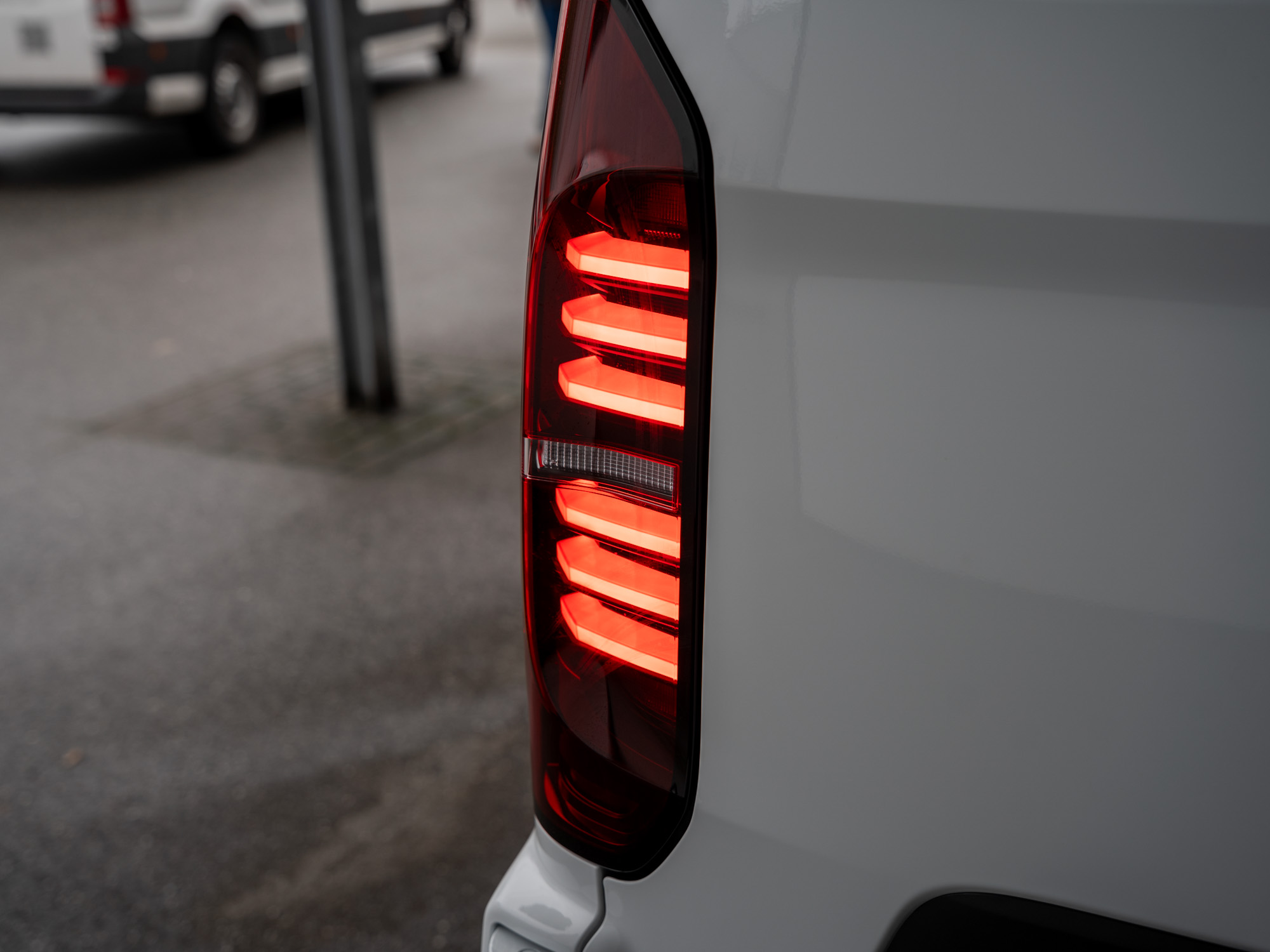 VW - T7 Transporter Kasten KR 2.0TDI KLIMA+AHK+GJR_22