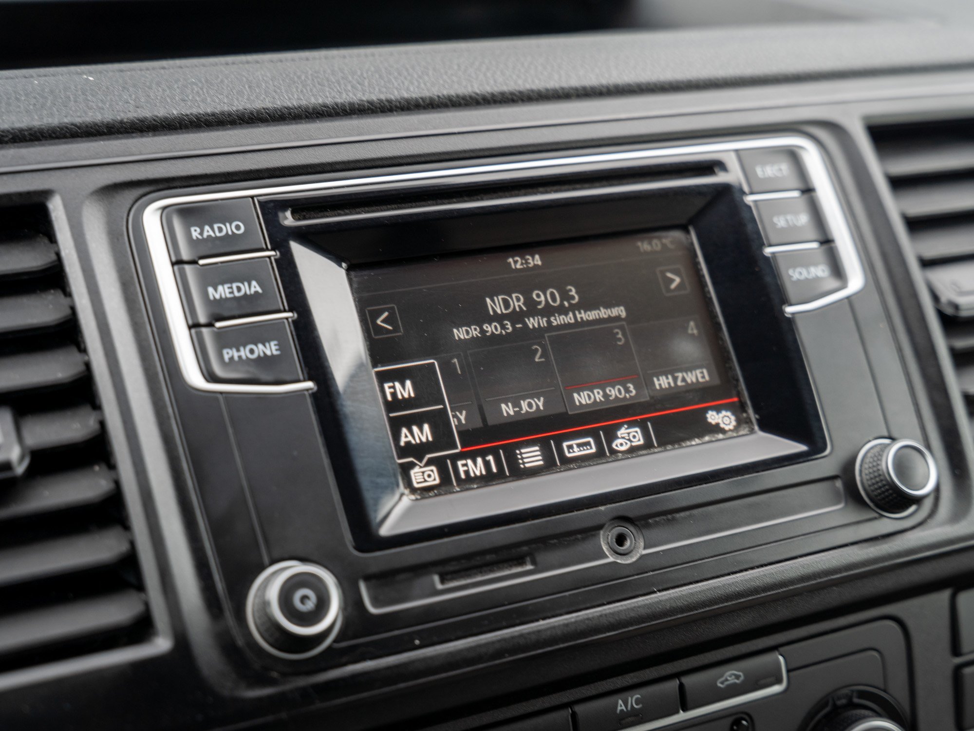 VW - Crafter 35 Kasten MR DSG+4MOTION+NAVI+AHK+KLIMA_20