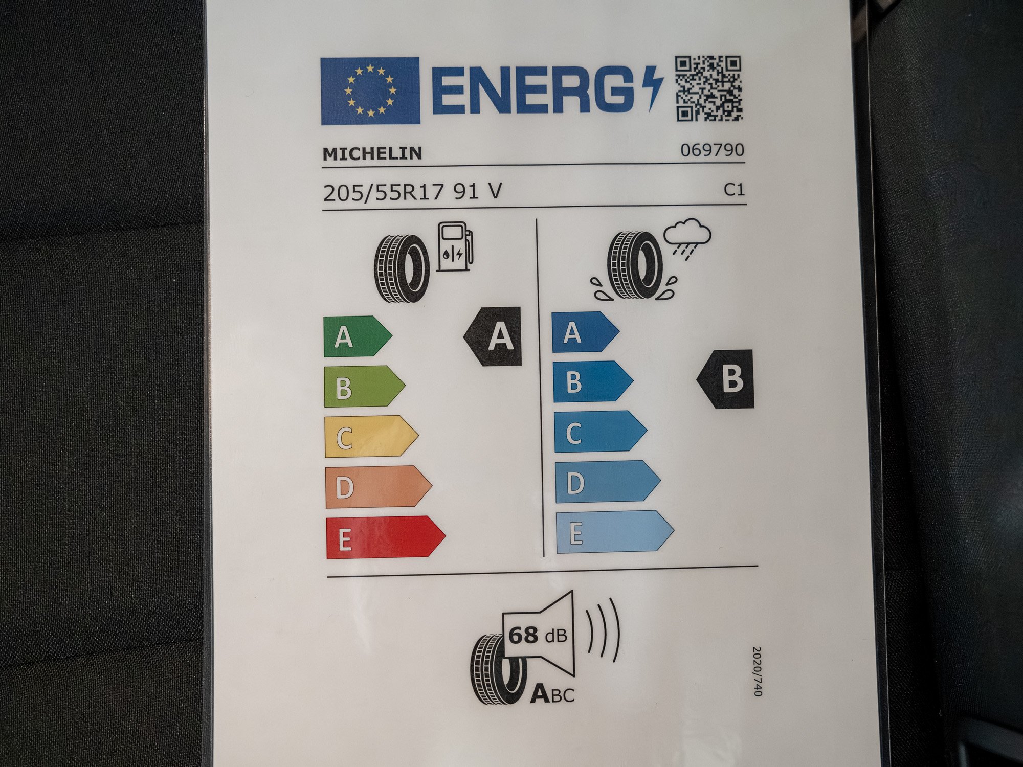 Skoda - Kamiq 1.5 TSI Tour AHK Kam. Navi Virtual ACC LED_30