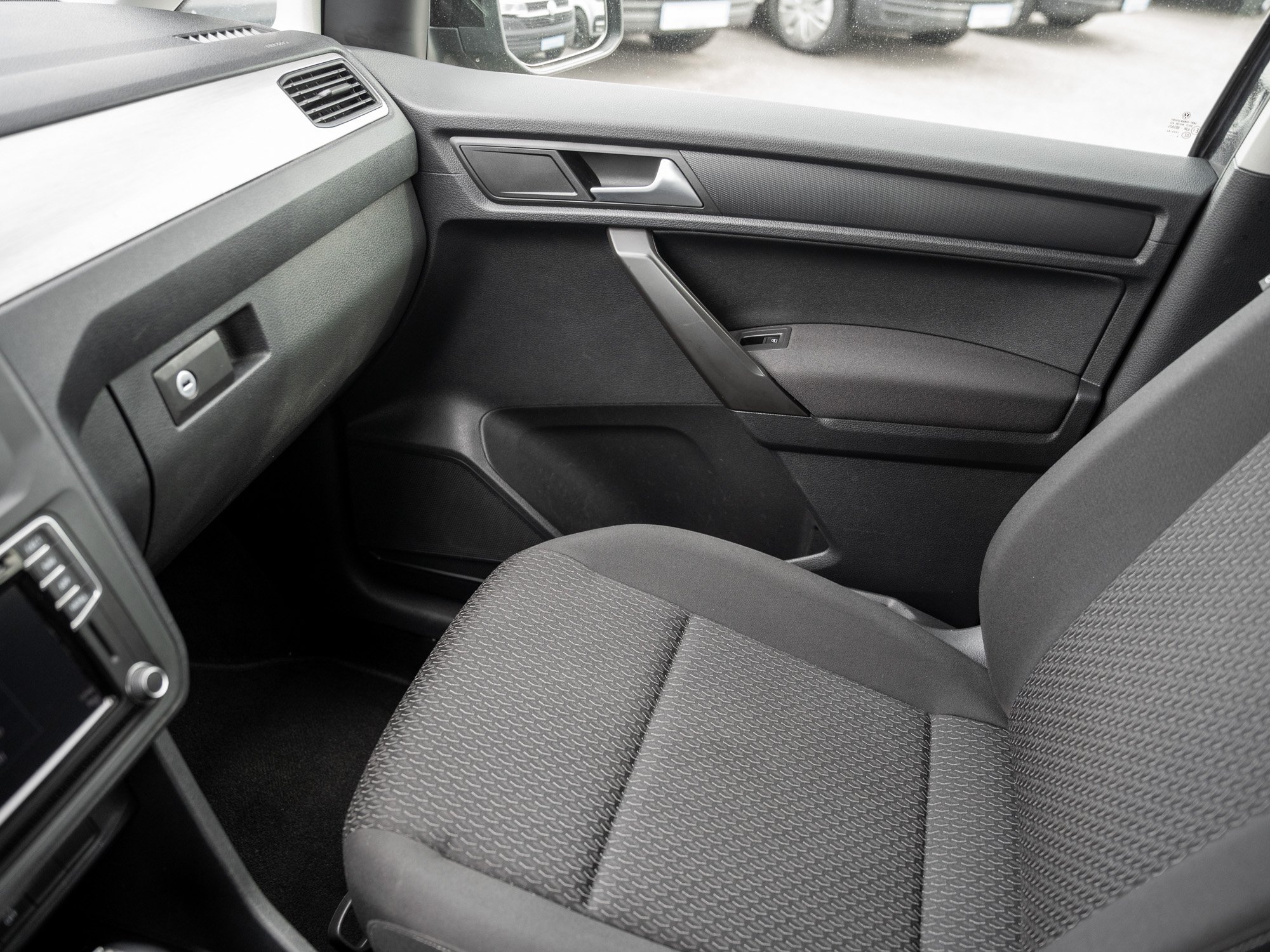 VW - Caddy IV Maxi Trendl 2.0TDI DSG+NAVI+KLIMA+PDC_13