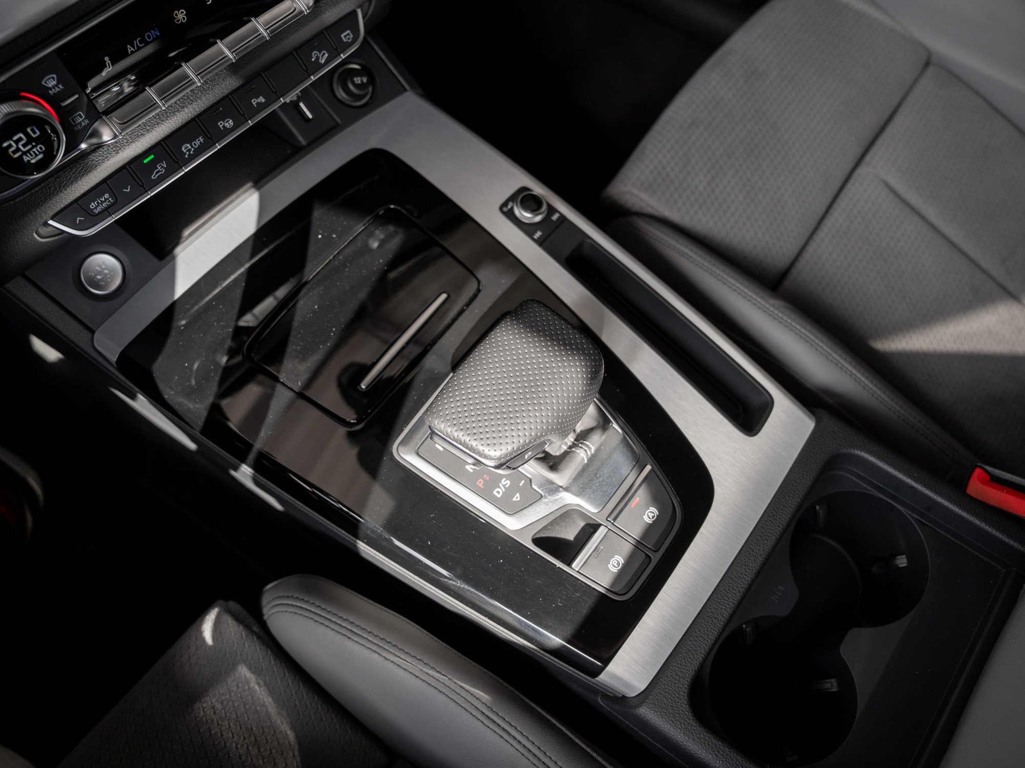 Audi - Q5 55 2.0 TFSI e quattro S line 55 TFSI e quattro S line_13