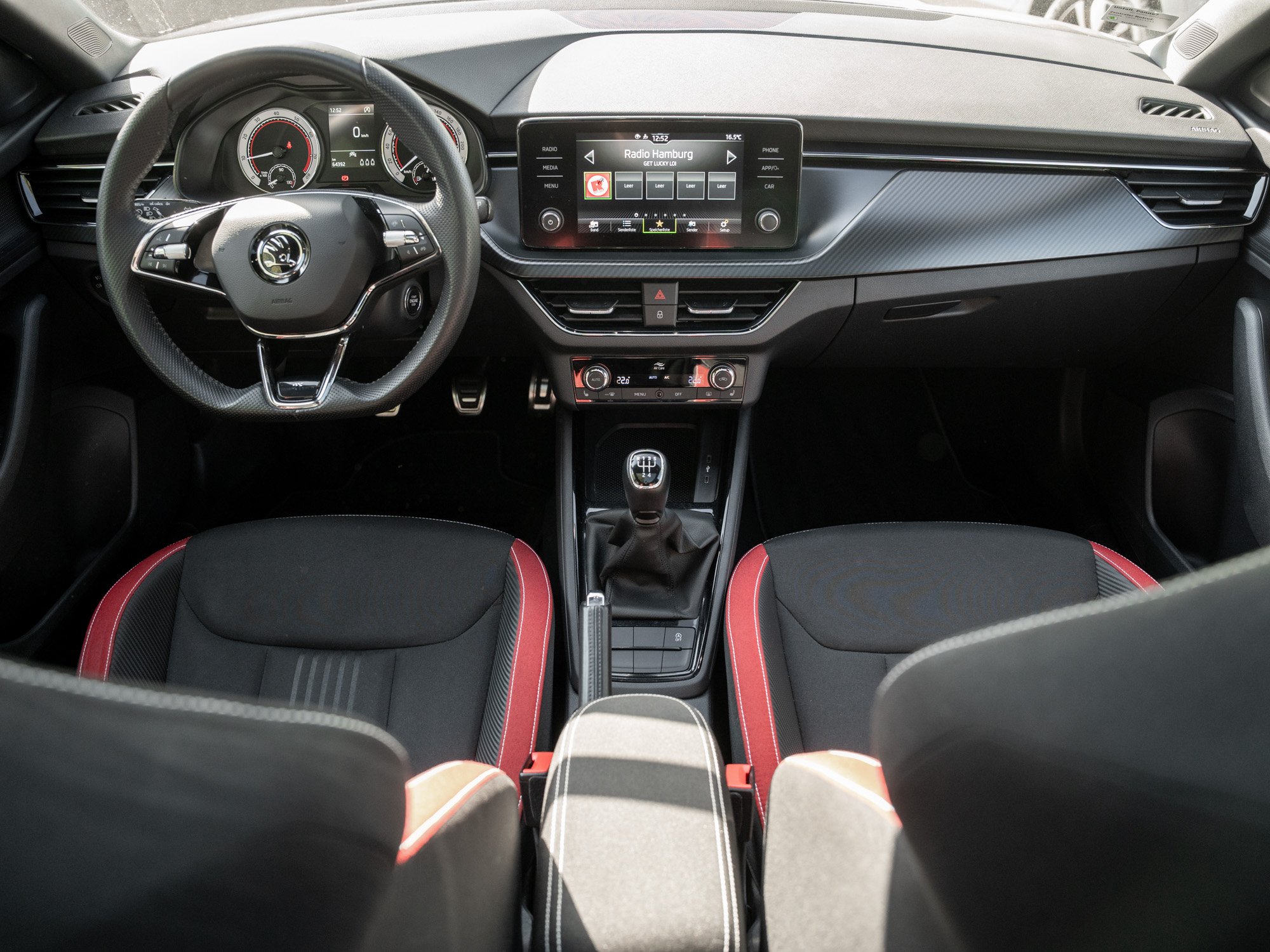 Skoda - SCALA MONTE CARLO 1.0 TSI 5-GANG Pano Pano LED_28