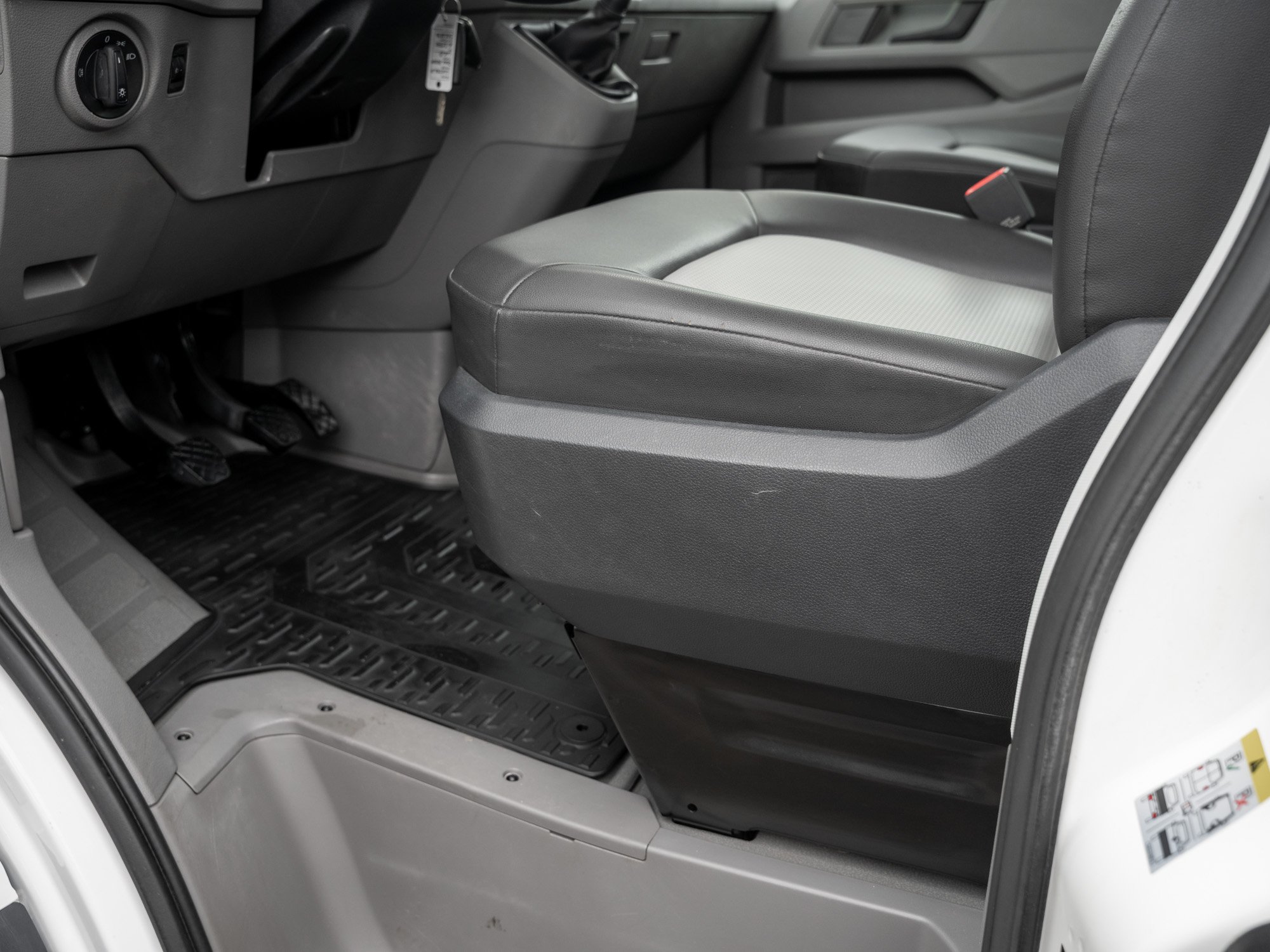 VW - Crafter 35 DOKA Pritsche 2.0TDI STANDH+AHK+KLIMA_18