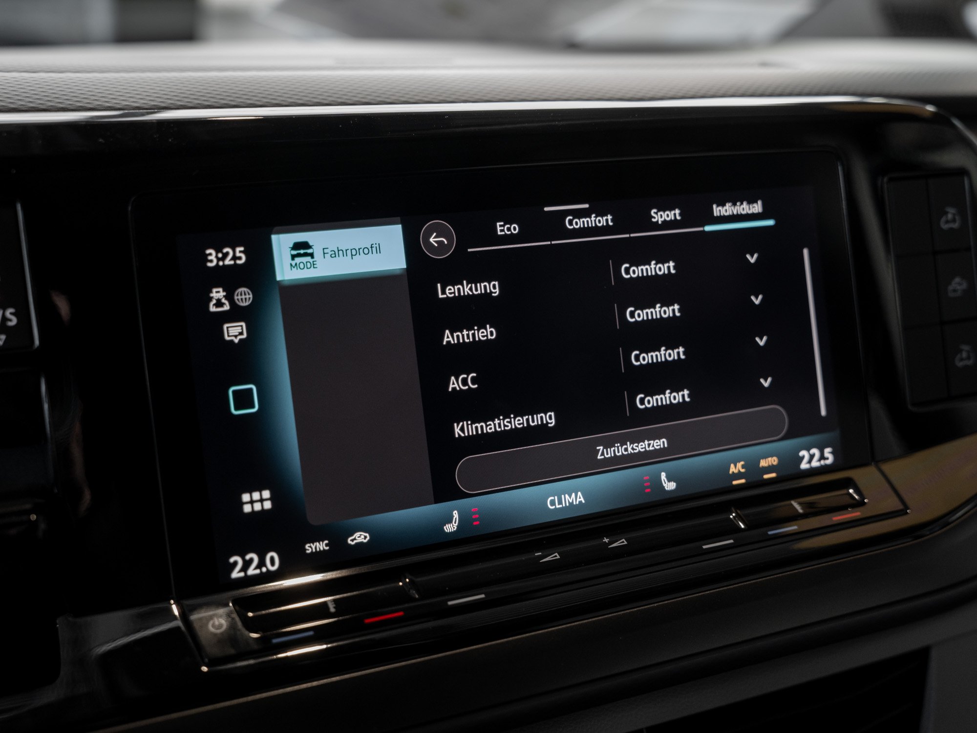 VW - T7 California Coast 2.0TDI NAVI+AHK+RFK+PLA AHK_11