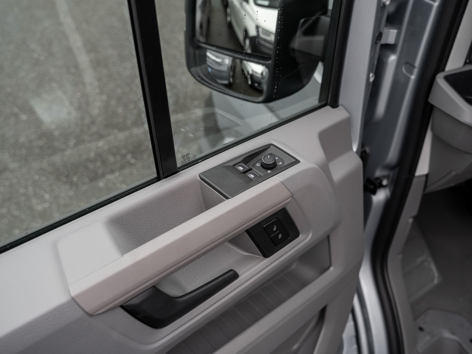 VW - Crafter 35 Kasten MR DSG+4MOTION+NAVI+AHK+KLIMA_16