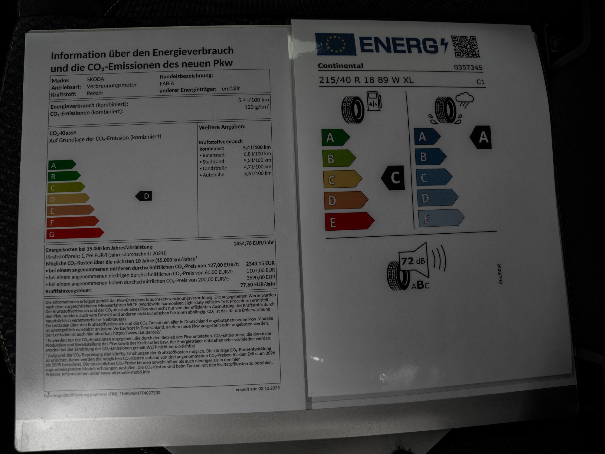 Skoda - Fabia Tour 1.0 TSI Kam. Navi Virtual ACC KeyLess_3