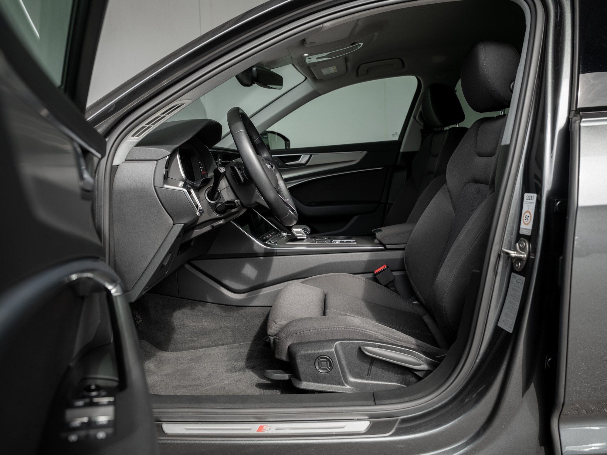 Audi - A6 50 2.0 TFSI e quattro Avant sport 50 TFSI e quattro sport_26