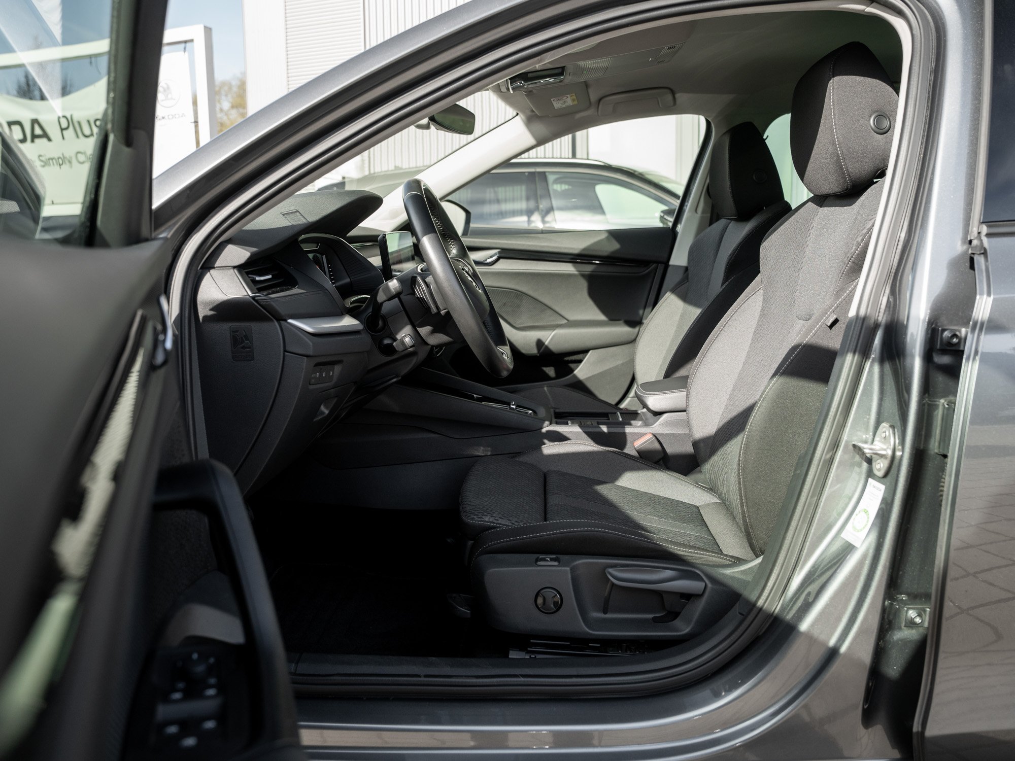 Skoda - OCTAVIA C. CLEVER 2.0 TDI DSG Kam. Navi Virtual_27