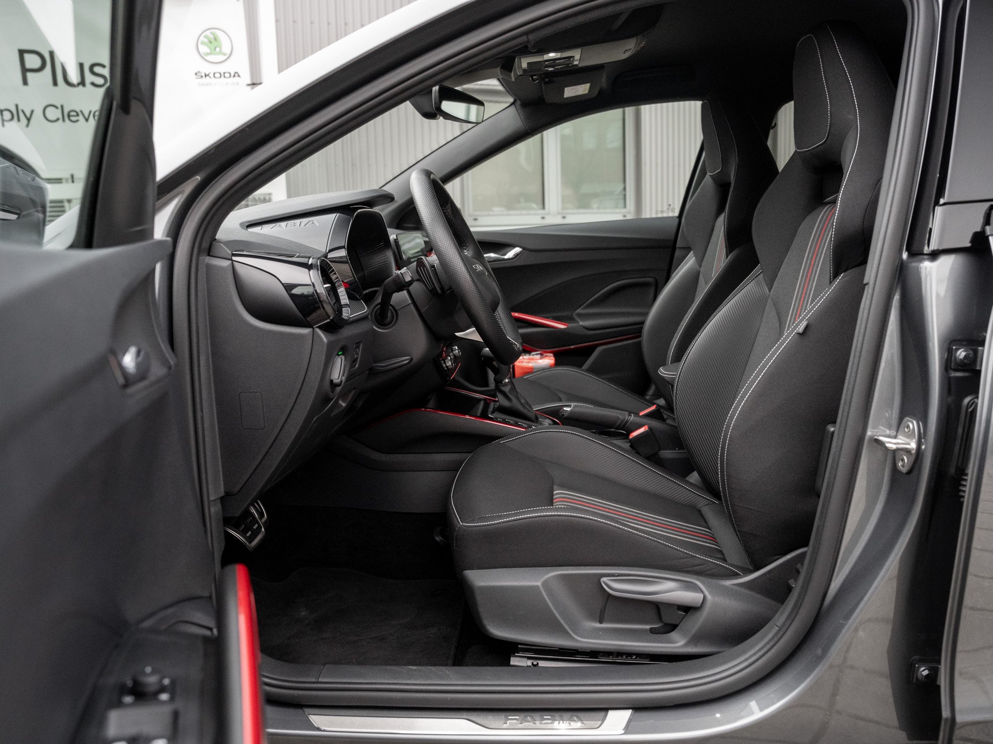 Skoda - FABIA MONTE CARLO 1.5 TSI DSG Kam. Navi Virtual_28