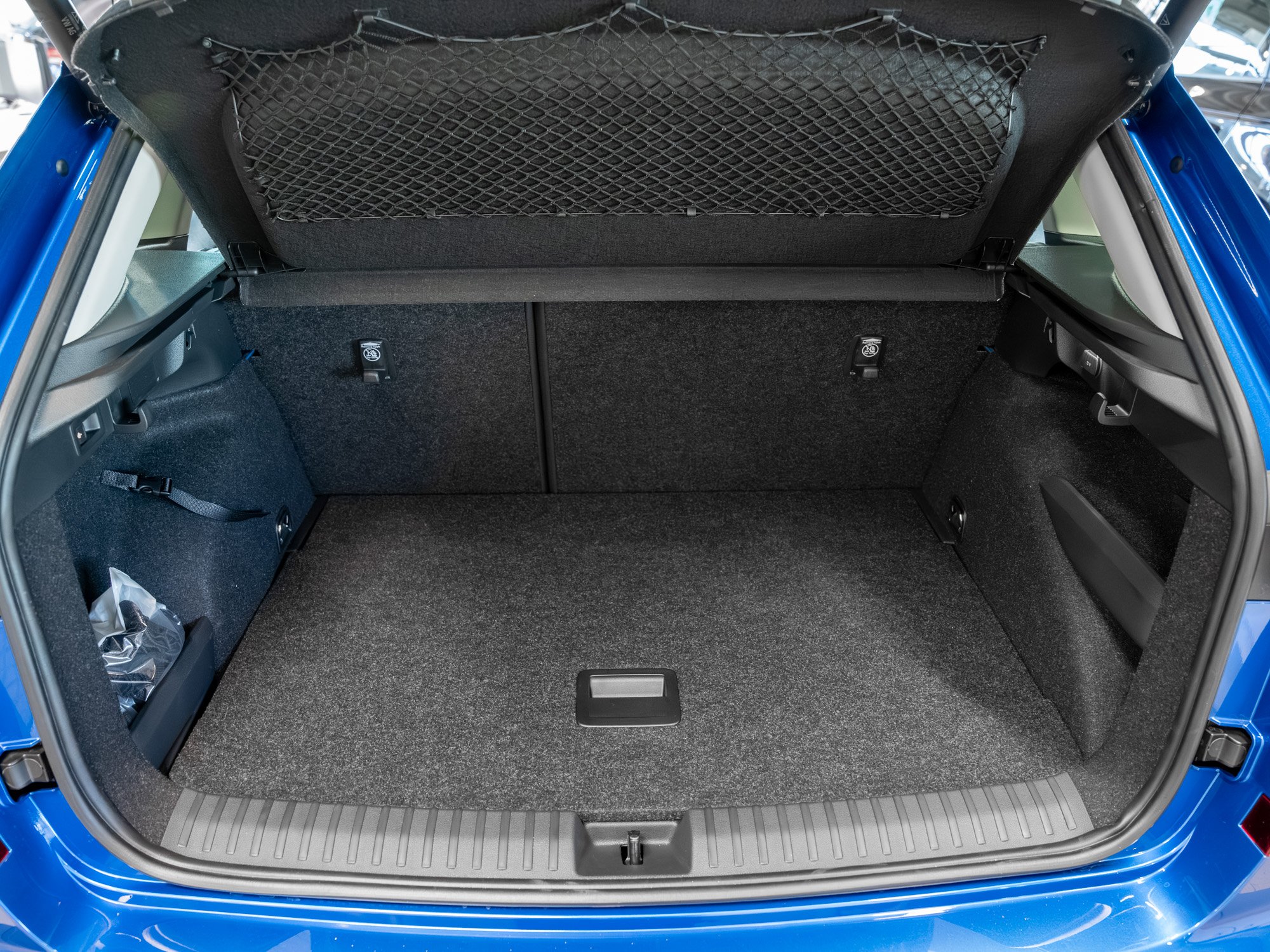 Skoda - Kamiq 1.5 TSI Tour AHK Kam. Navi Virtual ACC LED_22