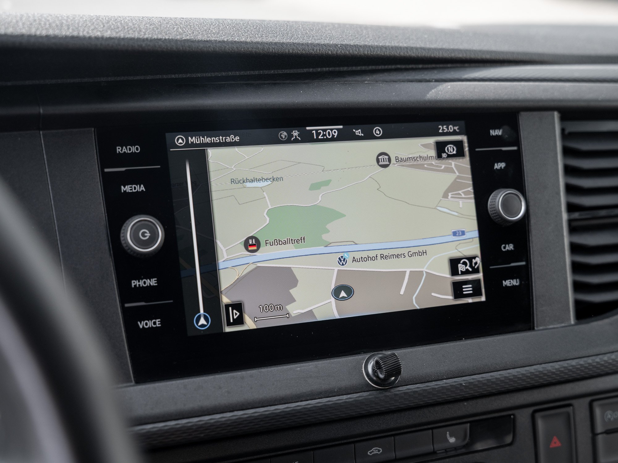 VW - T6.1 Kasten LR 2.0TDI DSG+LED+NAVI+STANDH Navi_25