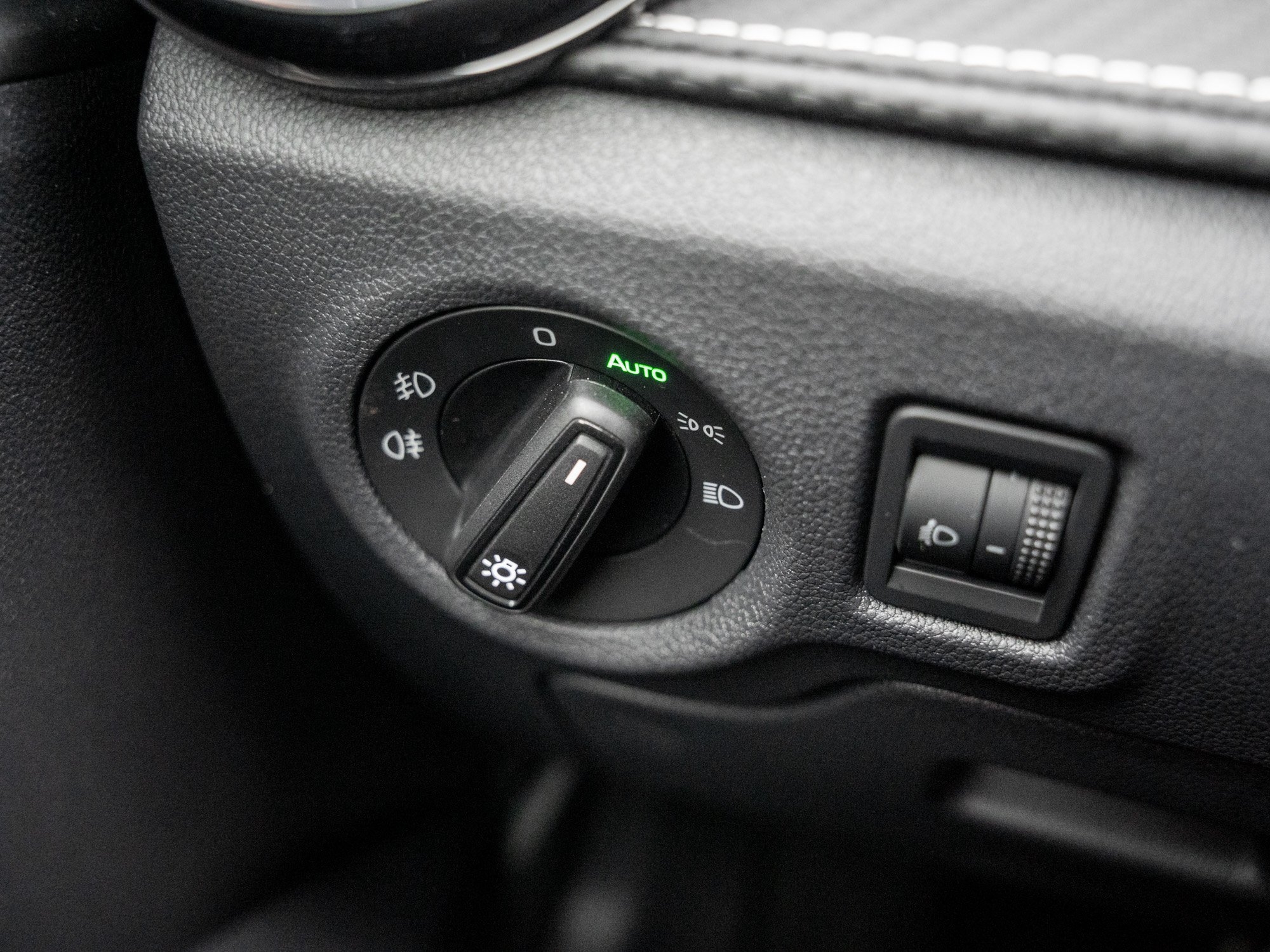 Skoda - FABIA MONTE CARLO 1.5 TSI DSG Kam. Navi Virtual_19