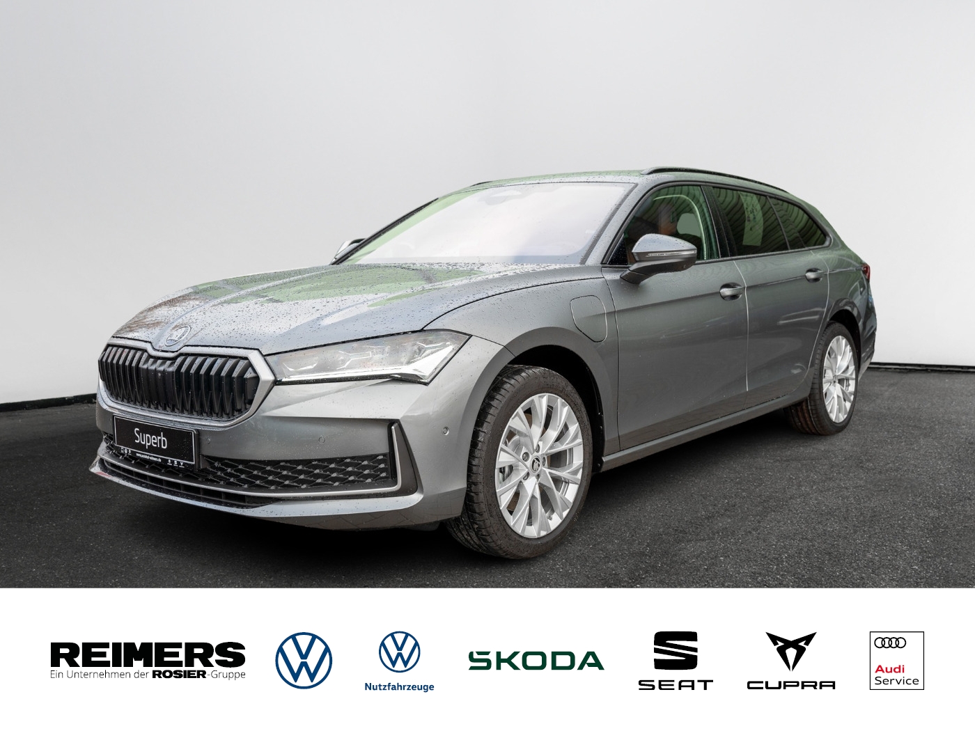 Skoda - Superb Combi Selection 1.5 TSI iV DSG ACC AHK_1