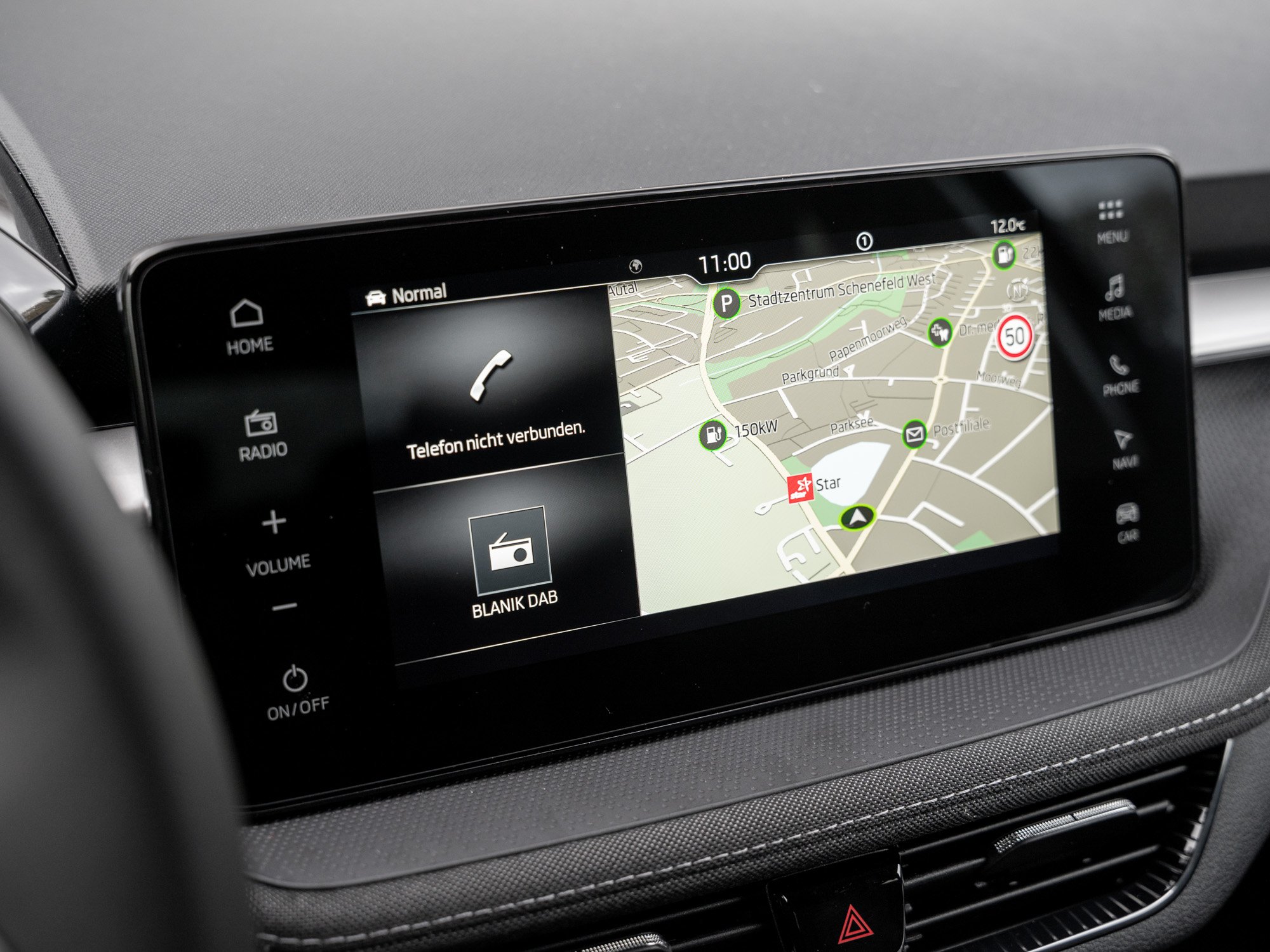 Skoda - Fabia Tour 1.0 TSI Kam. Navi Virtual ACC KeyLess_4