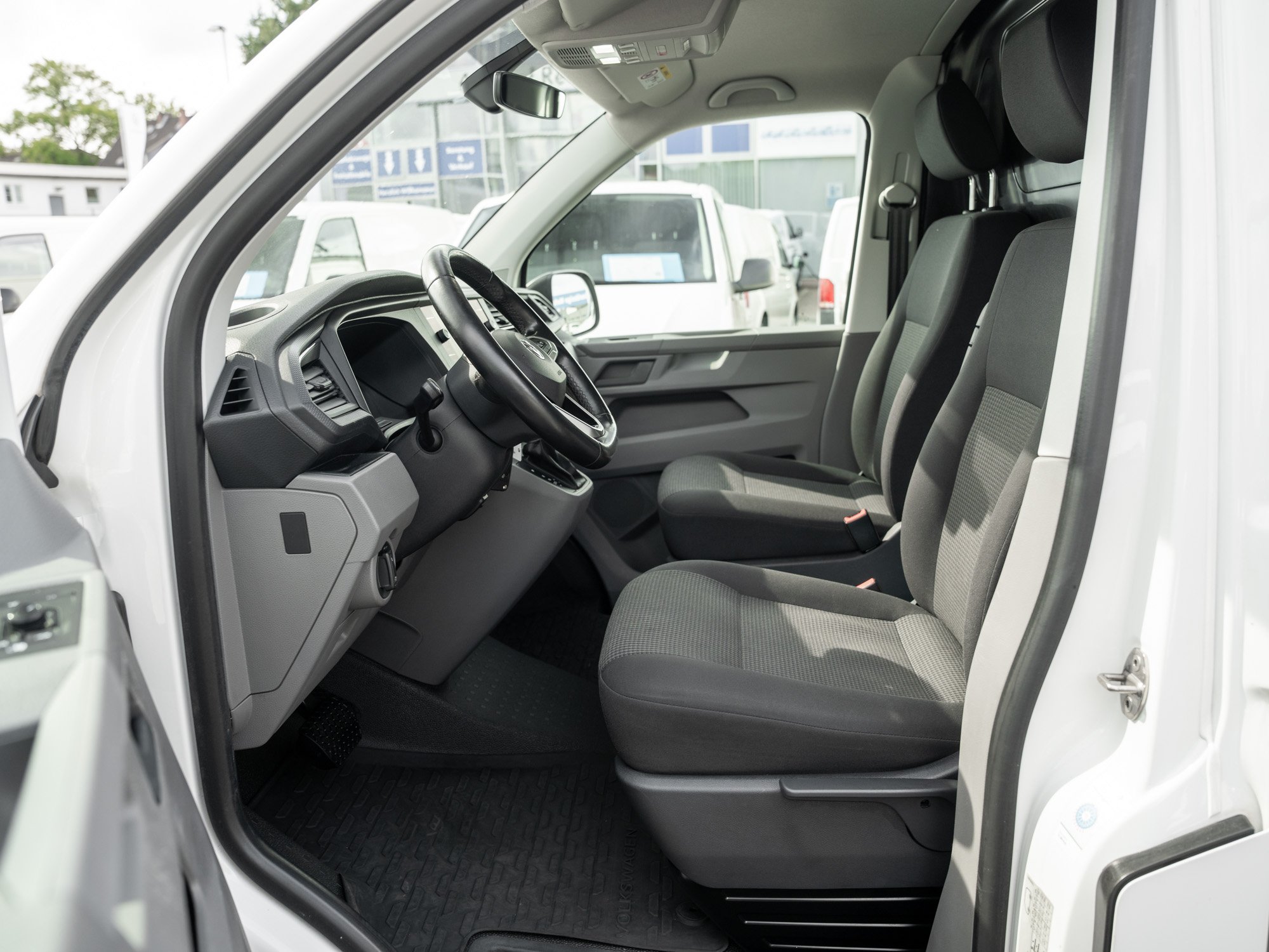 VW - T6.1 Kasten LR 2.0TDI DSG+NAVI+KLIMA+3.2t zGG_26
