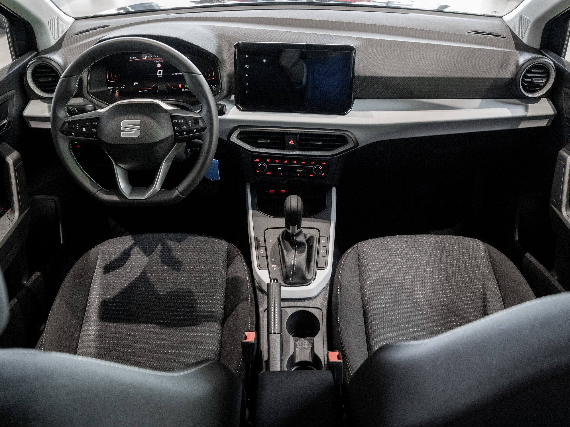 Seat - Arona 1.0 TSI Style Kam. Navi Virtual ACC KlimaA_27