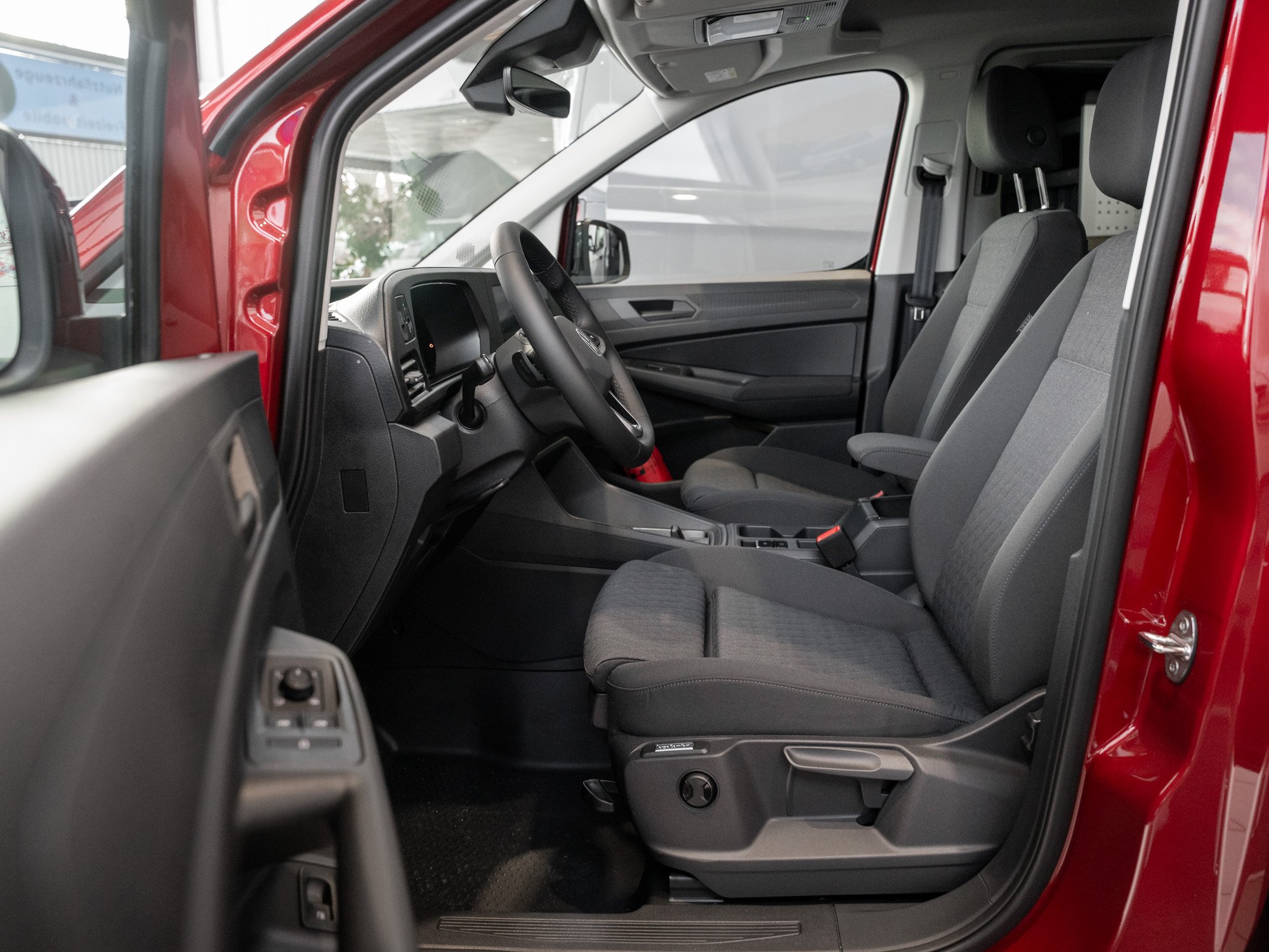 VW - Caddy 1.5 TSI Life Maxi NaviPro Kam. Navi ACC LM_26