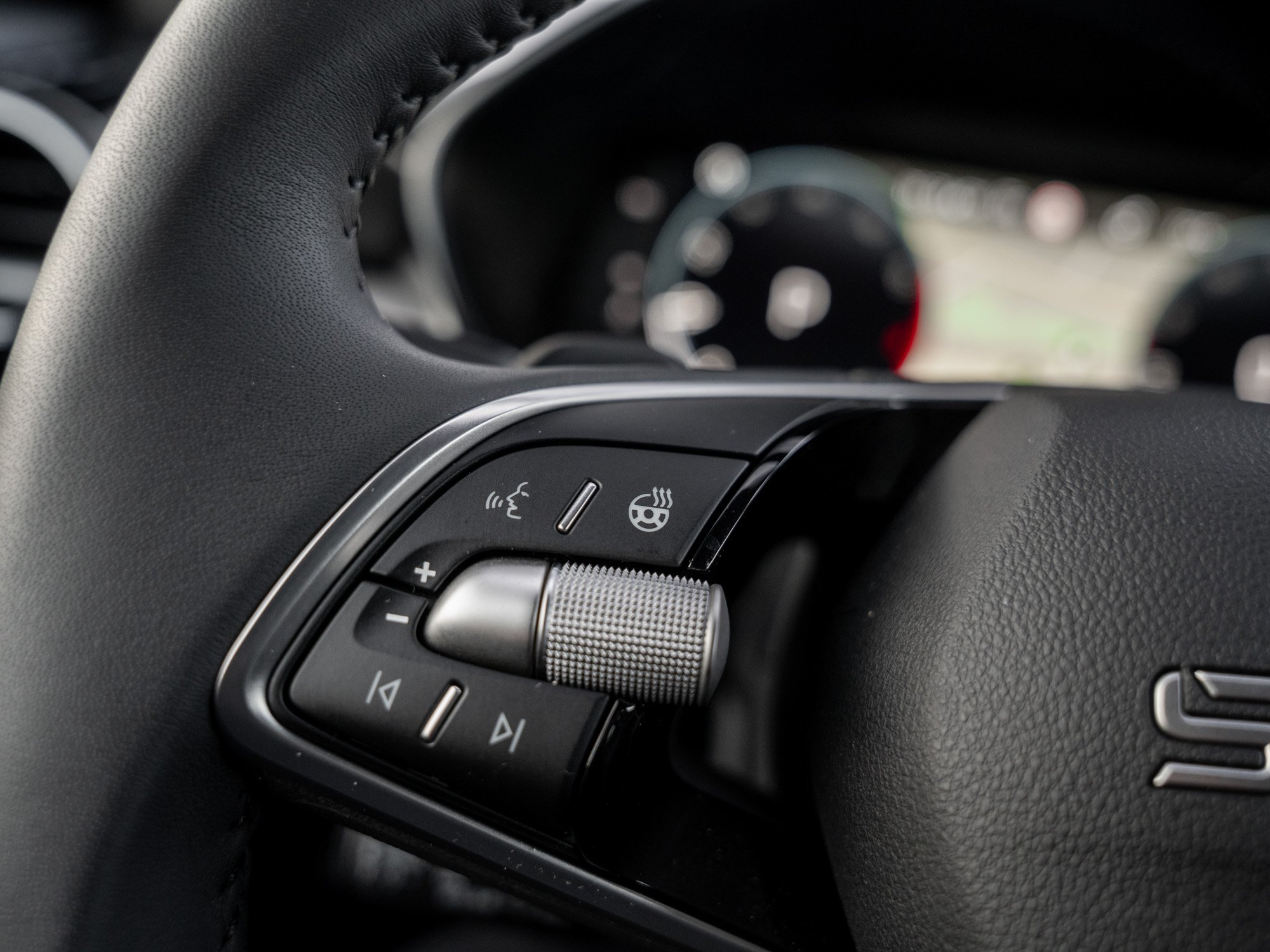 Skoda - FABIA TOUR 1.0 TSI DSG Kam. Navi Virtual ACC LED_13