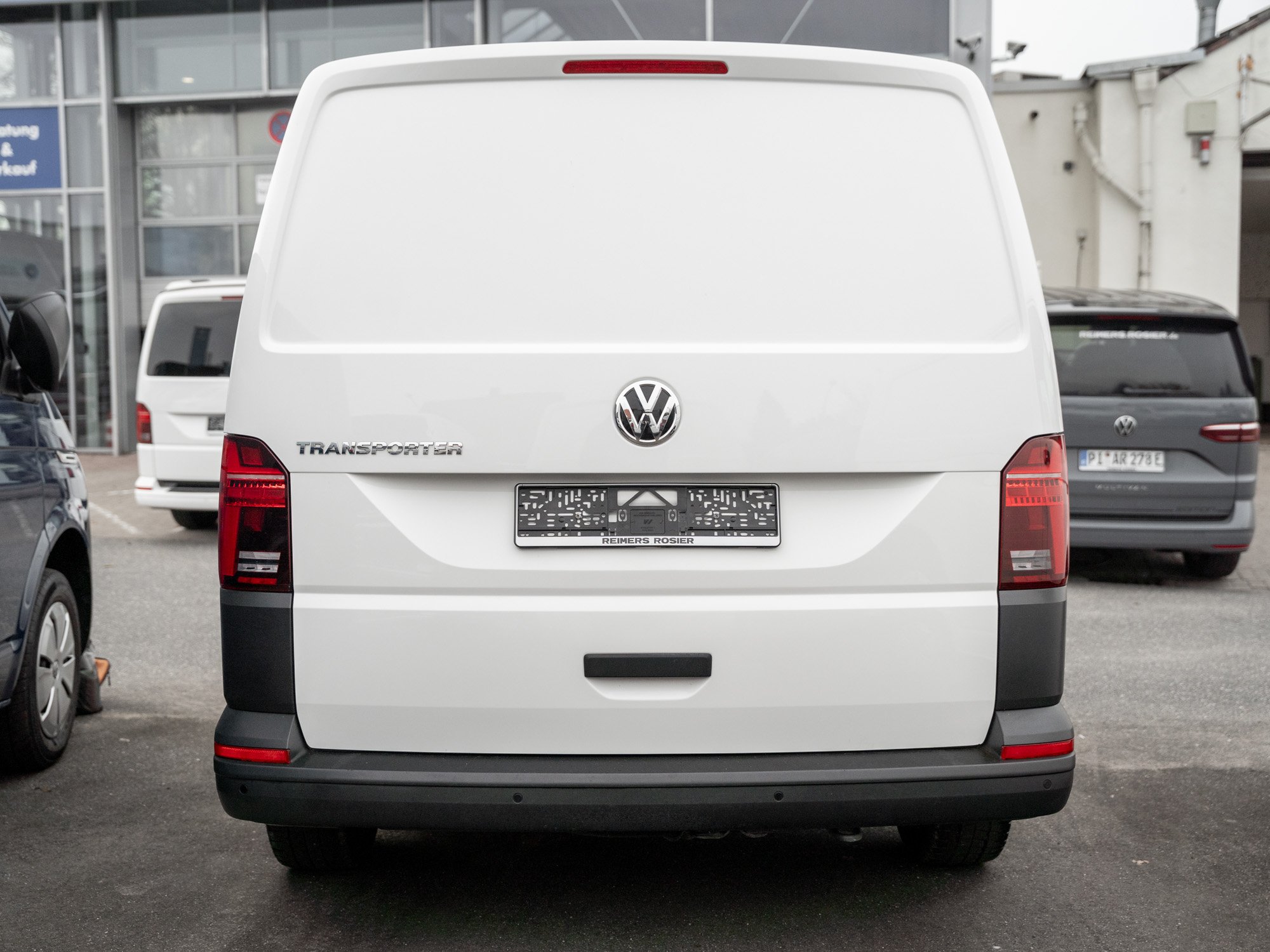 VW - T6.1 Transporter Kasten langer Radstand Kastenwagen LR 2.0 TDI SCR BMT 110 kW 7-Gang-DSG_21