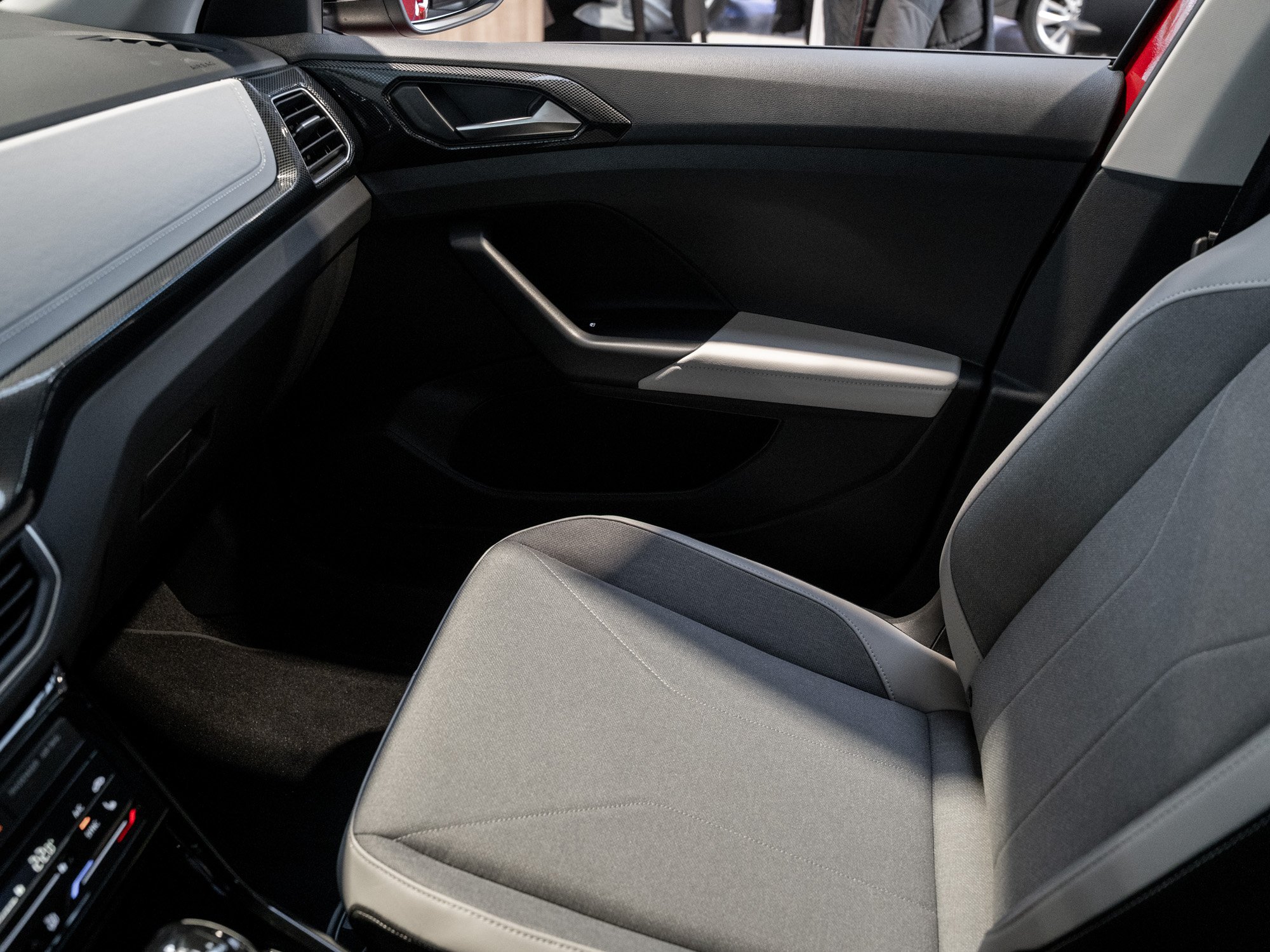 VW - T-Cross Style 1.0 l TSI OPF  DSG Vollausstattung_13