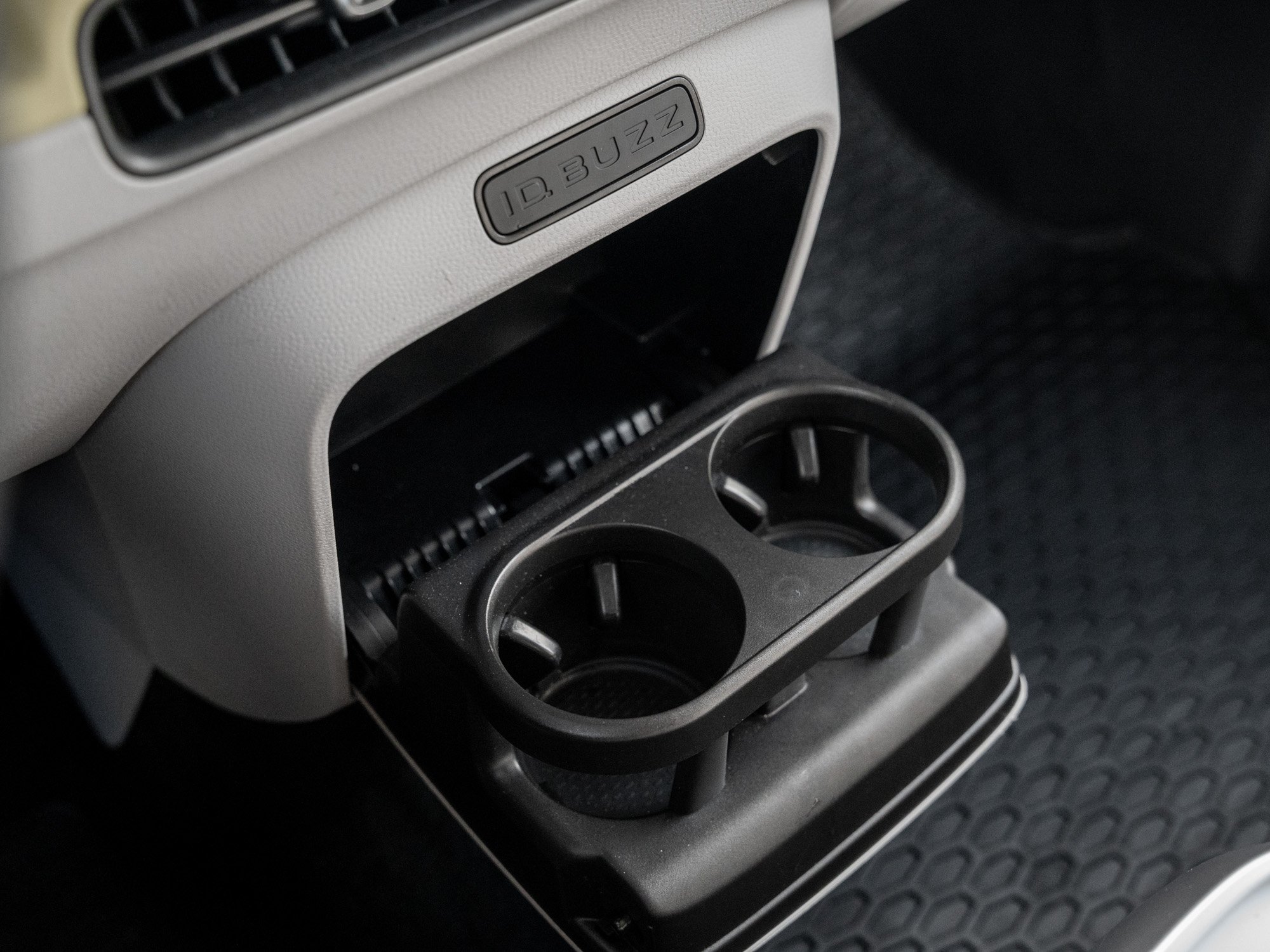 VW - ID. Buzz Pro LED+KLIMA+NAVI+AHK+ACC+APP+21_10