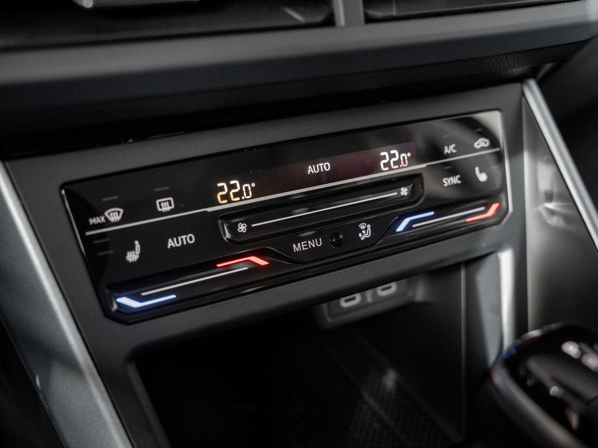 VW - Taigo Life 1.5 l TSI OPF Goal SHZ ACC GJ-Reifen_8