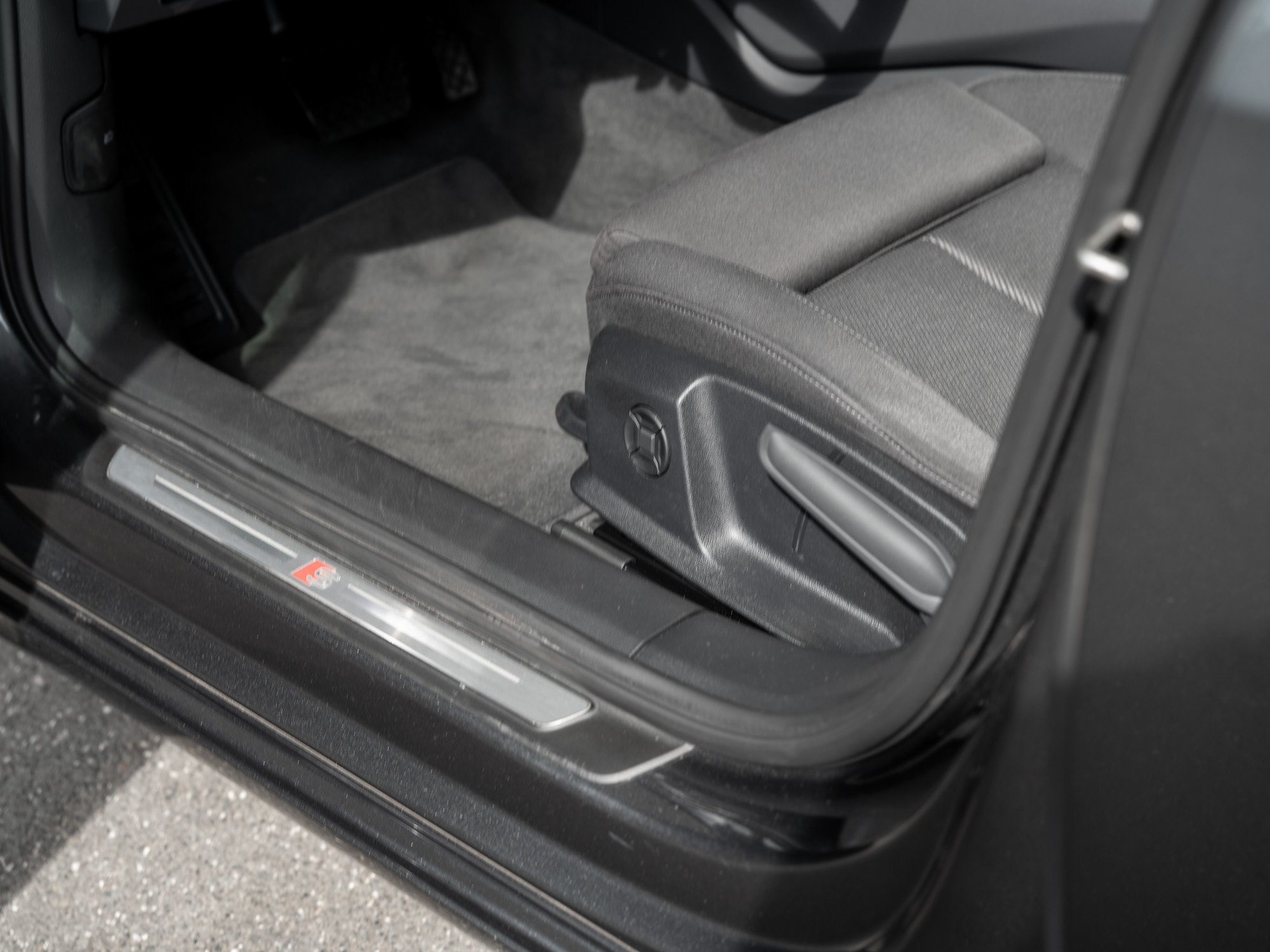 Audi - A6 50 2.0 TFSI e quattro Avant sport 50 TFSI e quattro sport_17