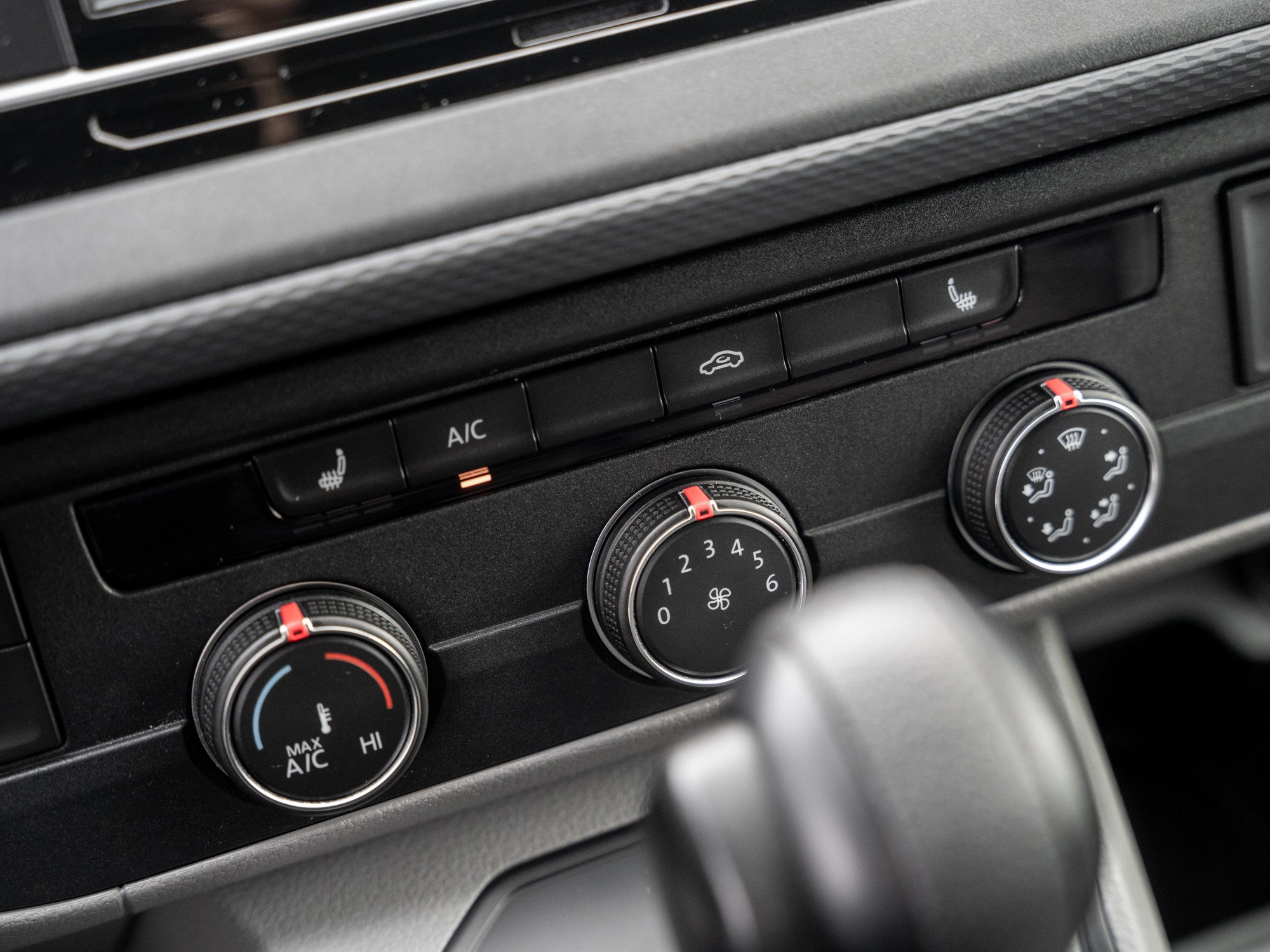 VW - T6.1 Transporter Kasten kurzer Radstand AHK Kam._5