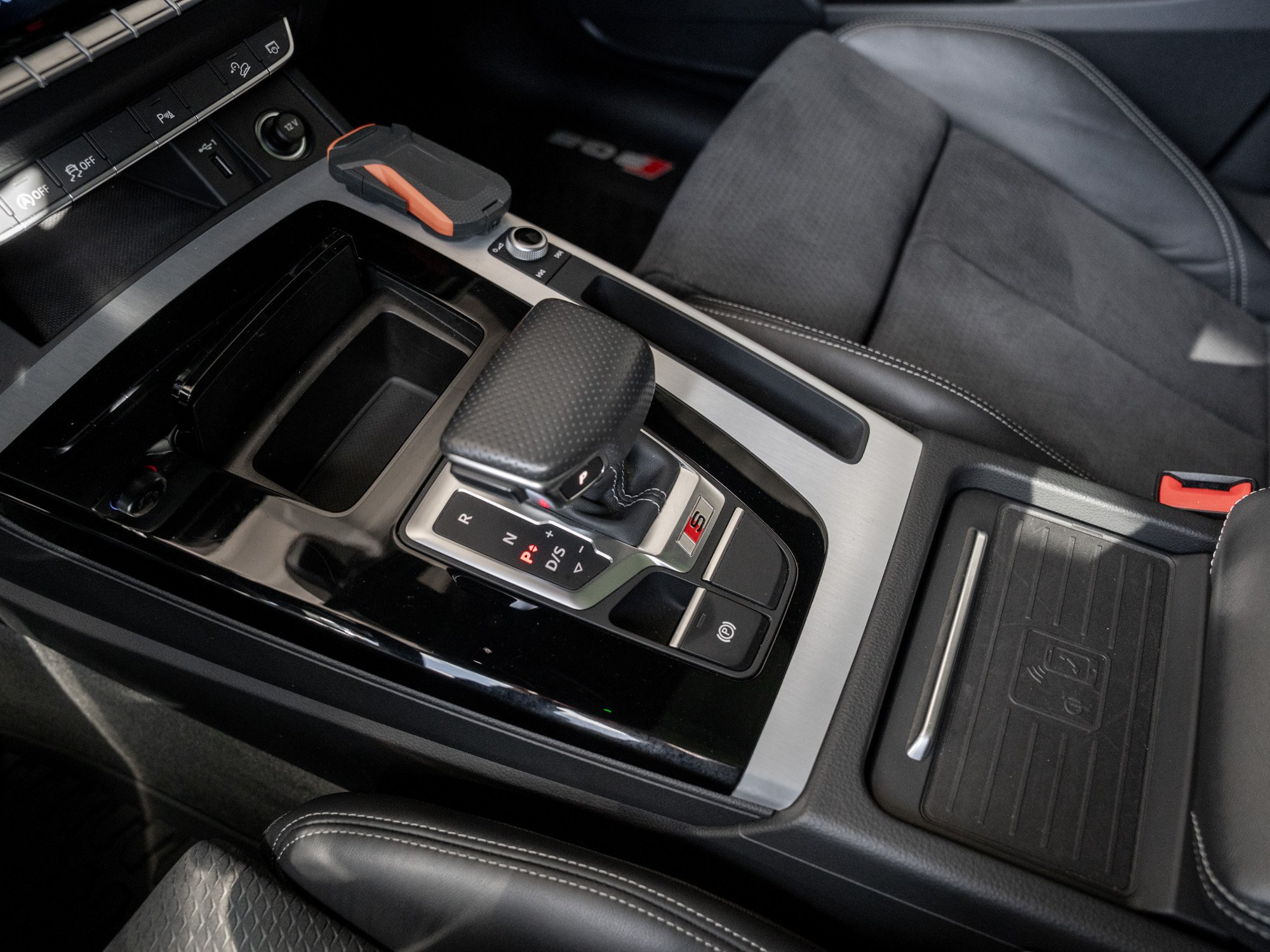 Audi - SQ5 3.0 TDI quattro basis Pano Kam. Navi Pano LM_10