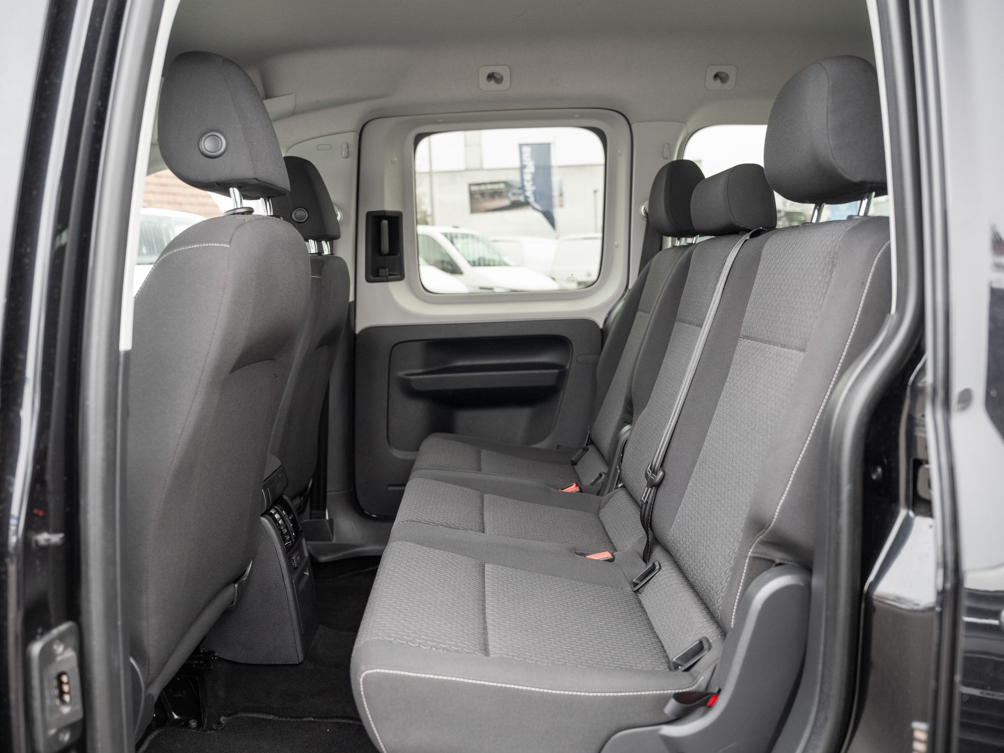 VW - Caddy IV Maxi Trendl 2.0TDI DSG+NAVI+KLIMA+PDC_25
