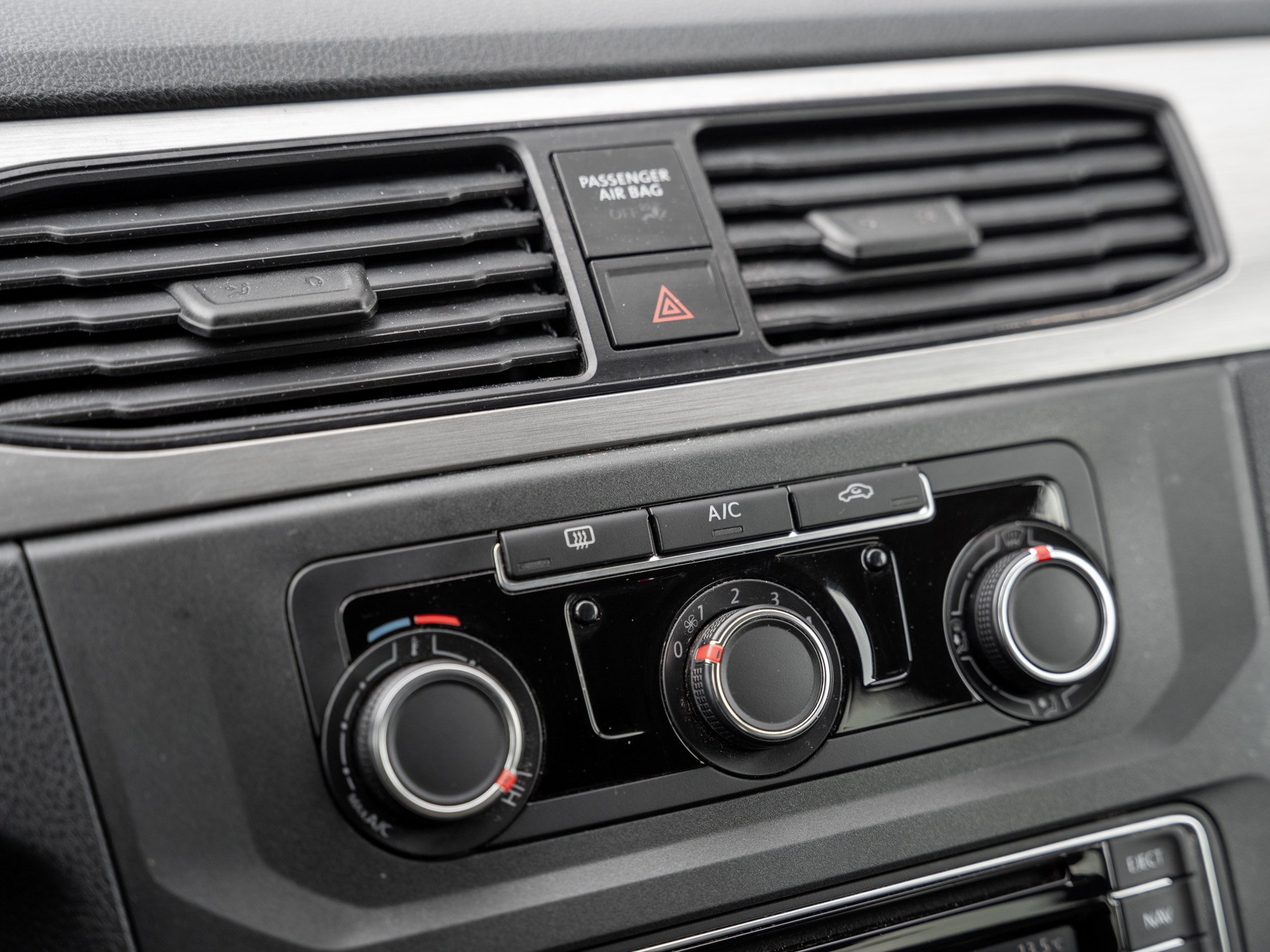 VW - Caddy IV Maxi Trendl 2.0TDI DSG+NAVI+KLIMA+PDC_3