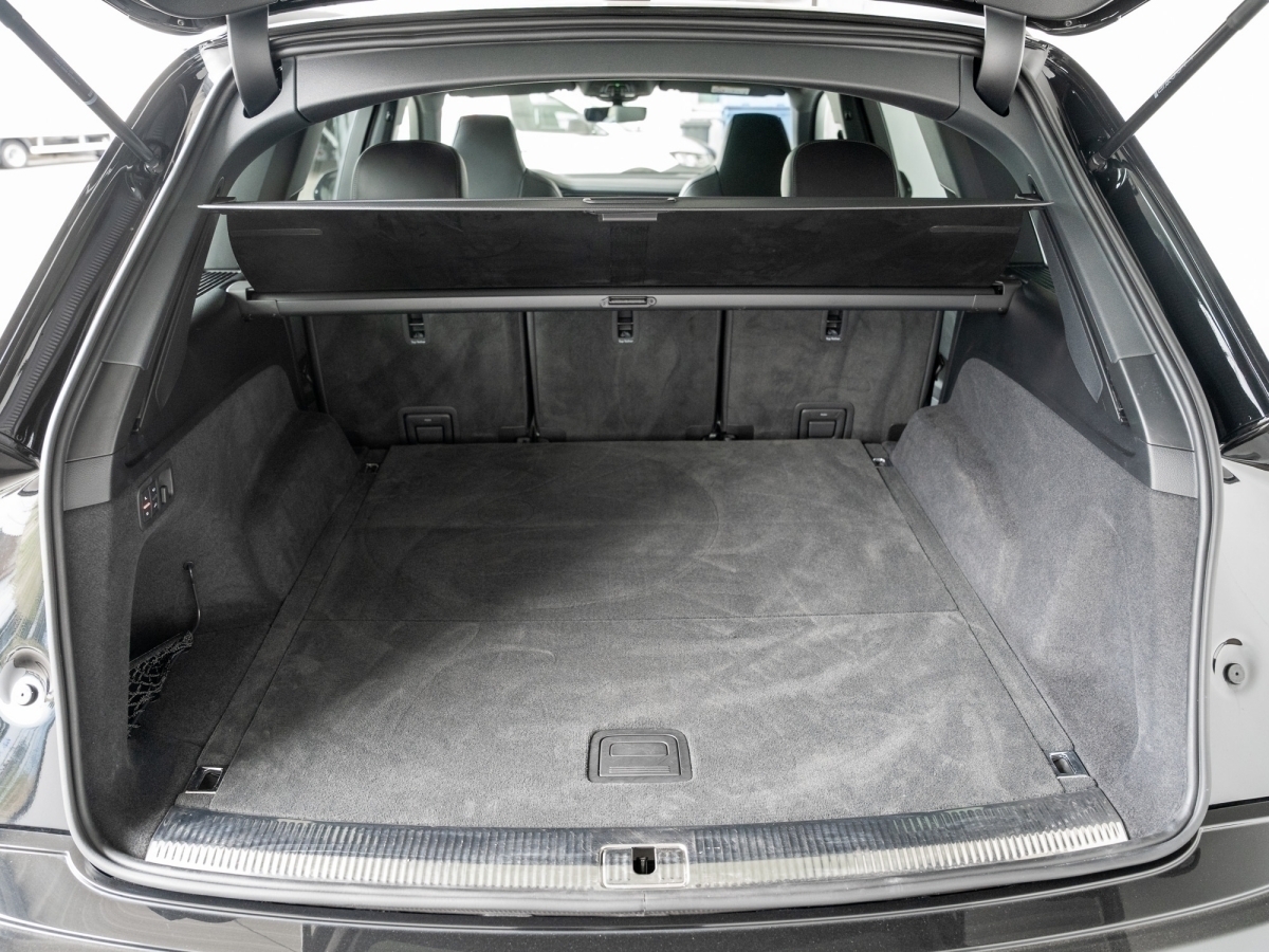 Audi - Q7 SUV S line S line 50 TDI quattro 210(286)  tiptronic_21