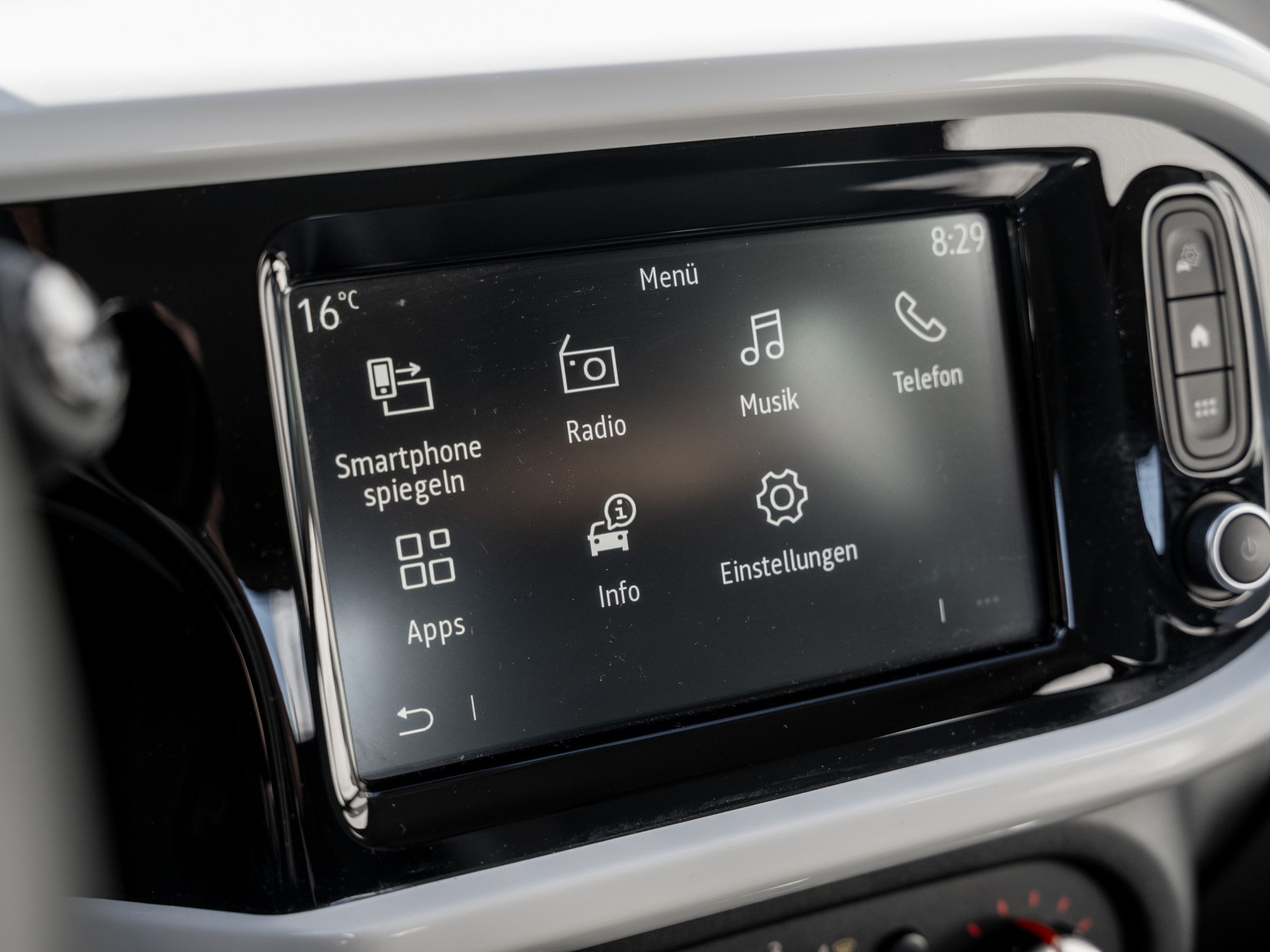 Renault - TWINGO 1.0 SCE 65 LIMITED SoundSys Facelift_7