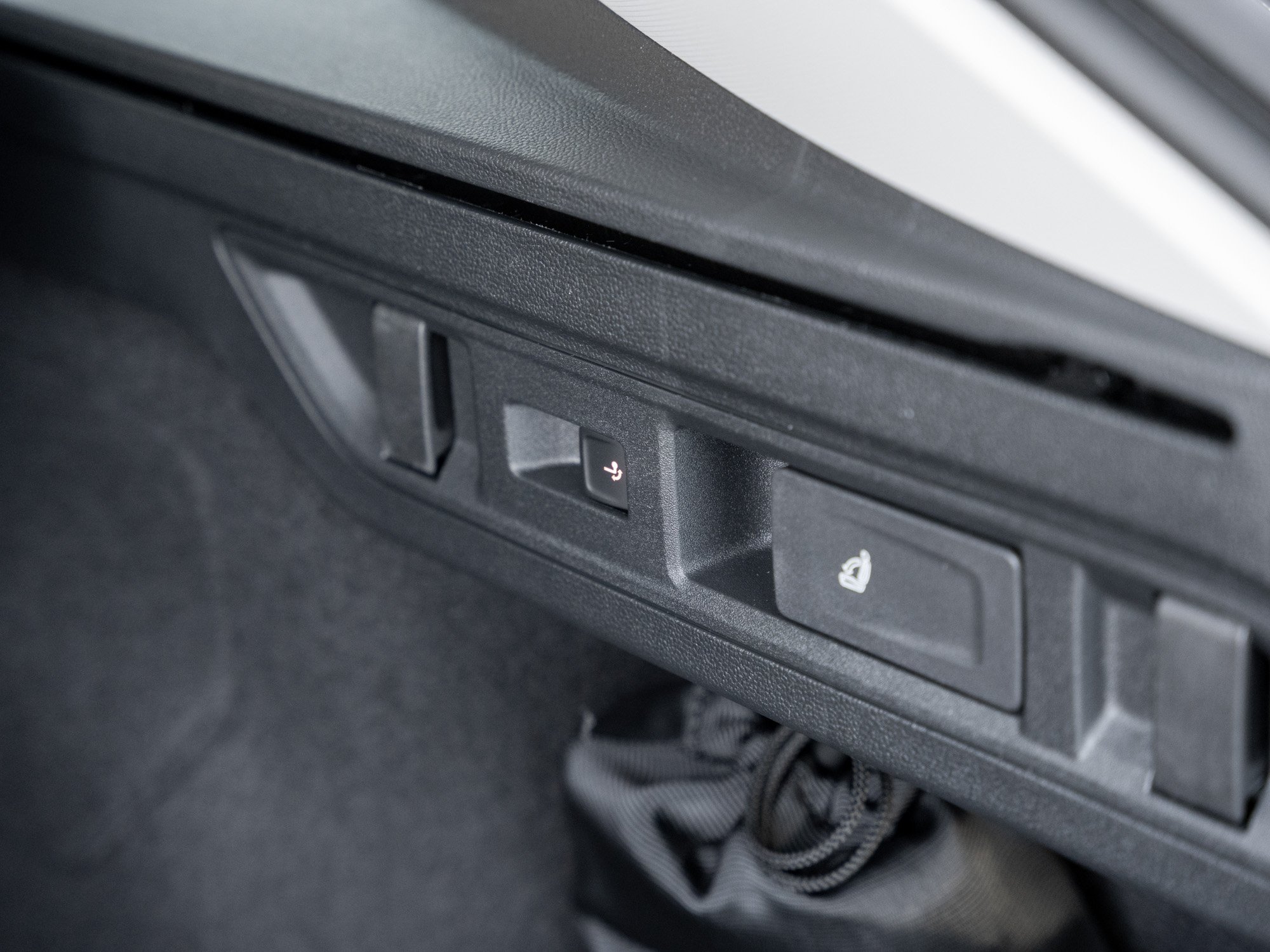 Skoda - Superb Combi 1.5 TSI iV W Selection AHK Kam. 360_24