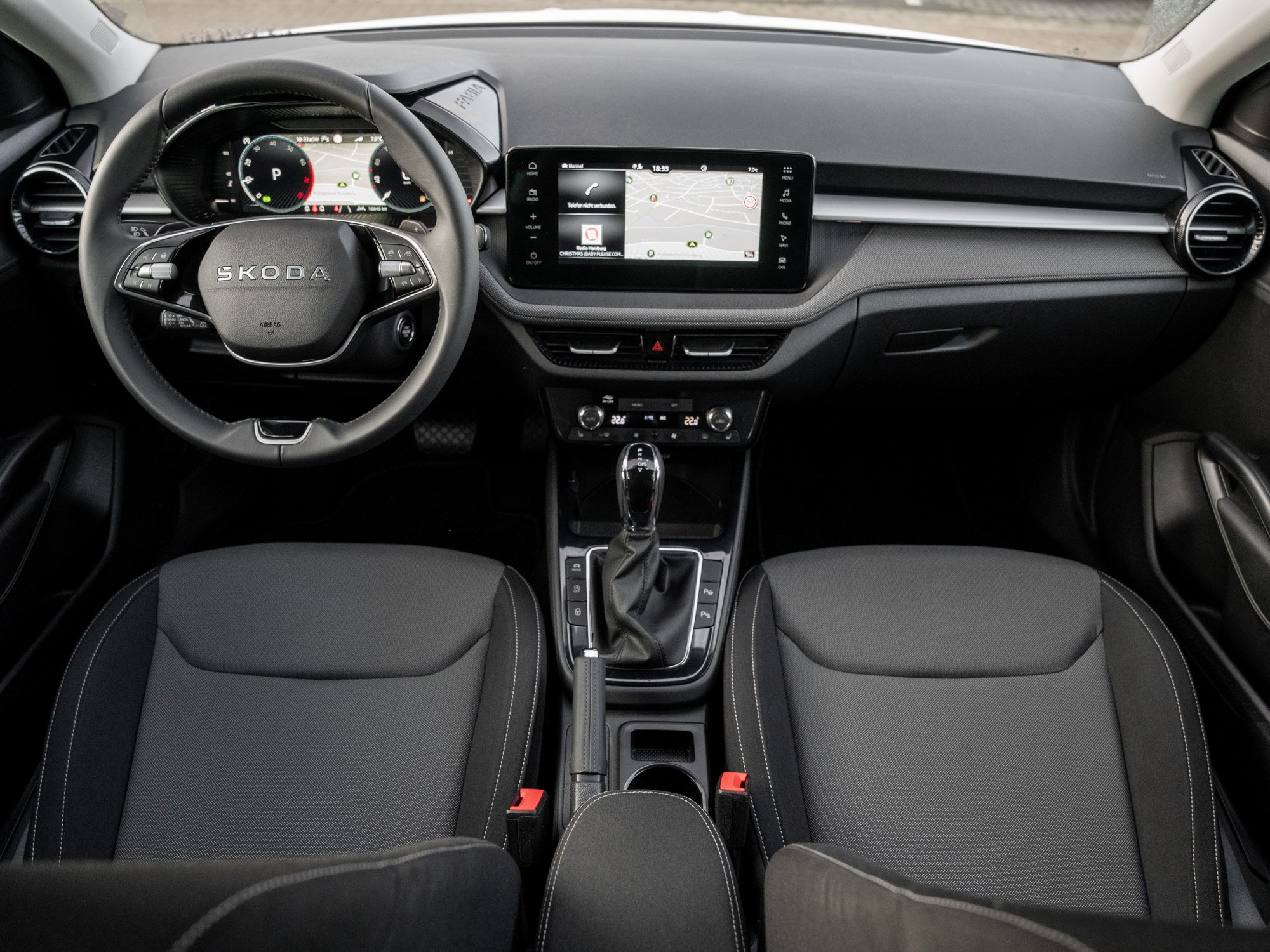 Skoda - FABIA TOUR 1.0 TSI DSG Kam. Navi Virtual ACC LED_27