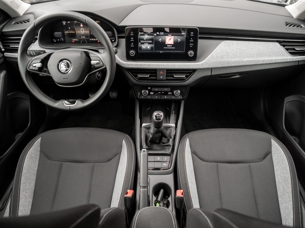 Skoda - KAMIQ SELECTION 1.0 TSI 6-GANG Kam. Virtual ACC_2 Skoda - KAMIQ SELECTION 1.0 TSI 6-GANG Kam. Virtual ACC_2