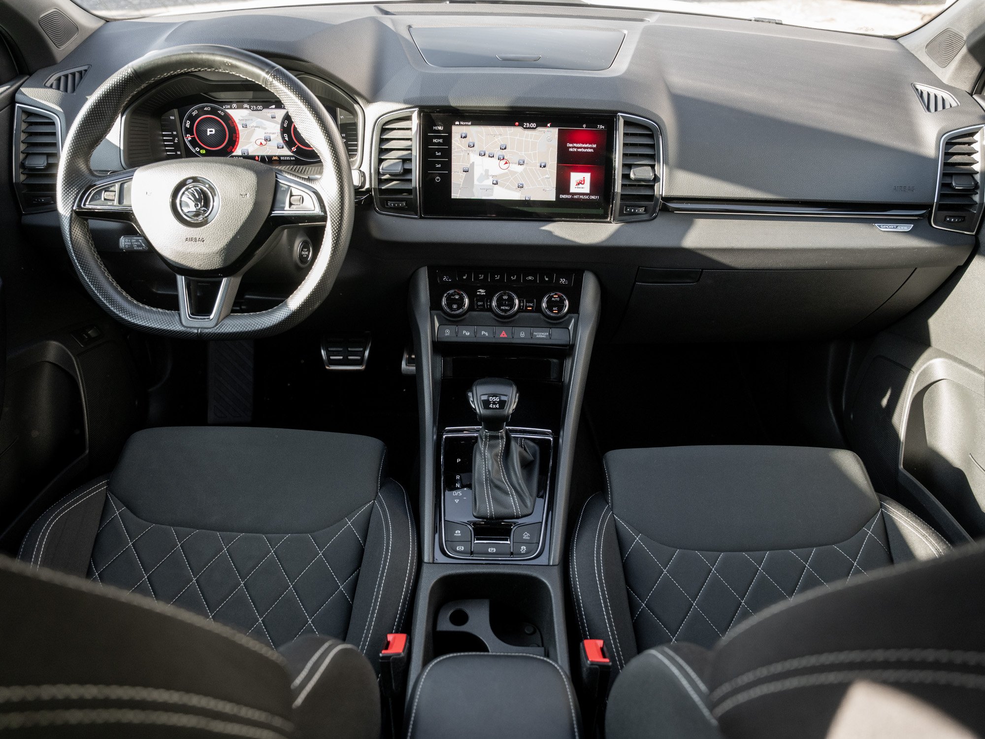 SKODA - KAROQ SPORTLINE 2.0 TDI DSG 4X4 Kam. Navi ACC_2