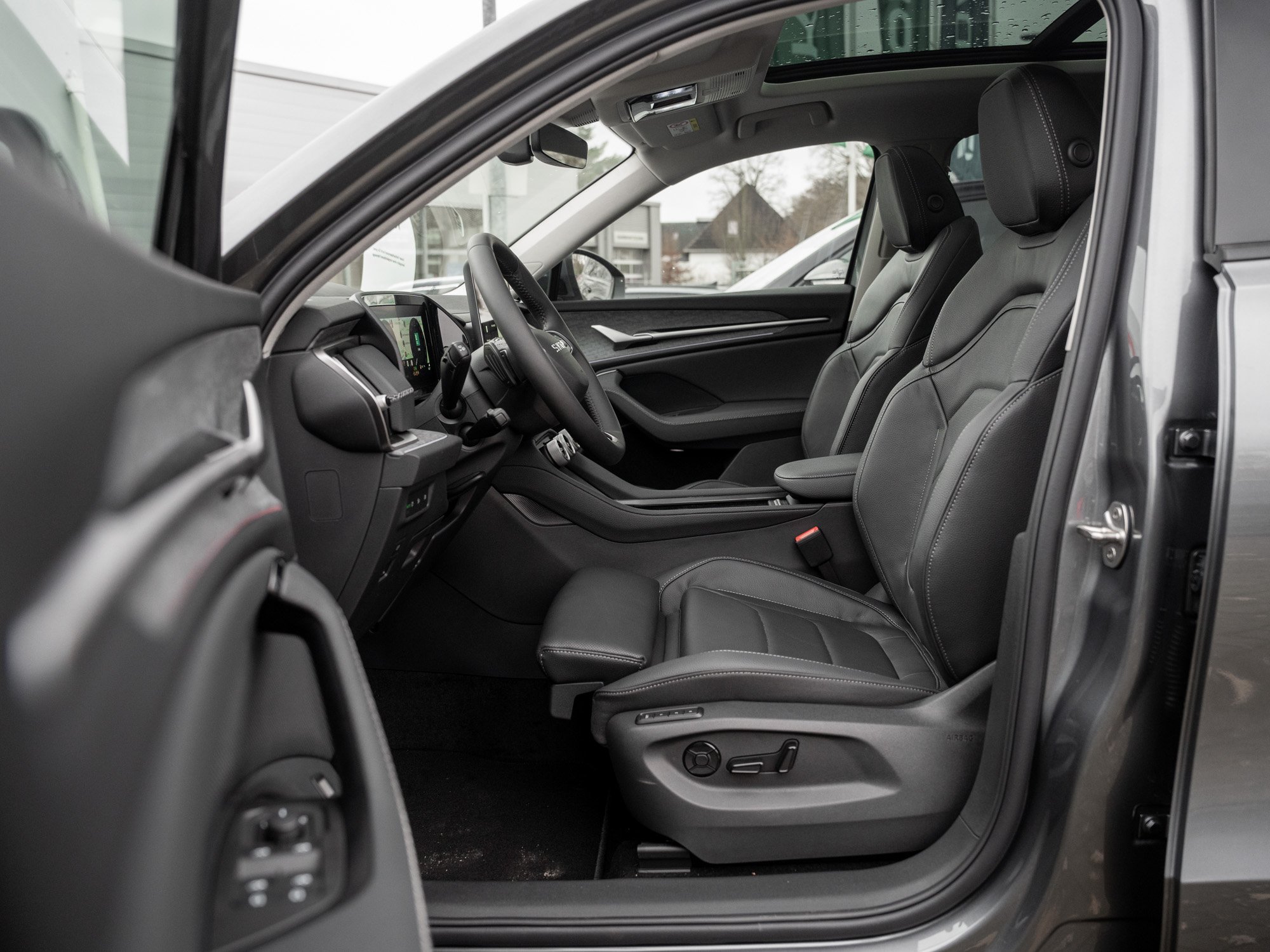 Skoda - Kodiaq Selection 2.0 TDI DCC AHK Leder Navi LM_28