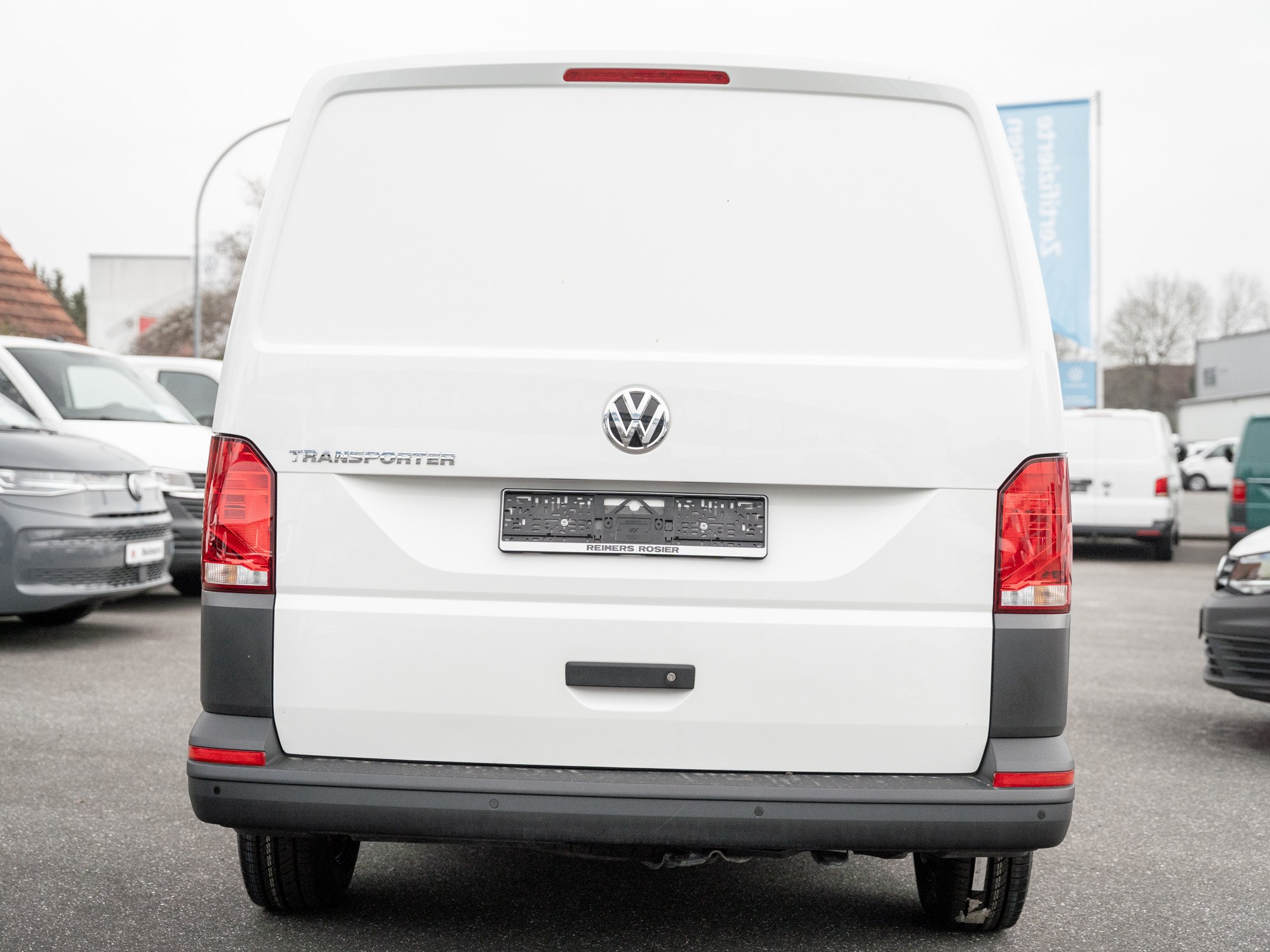 VW - T6.1 Transporter Kasten langer Radstand Kastenwagen LR 2.0 TDI EU6 SCR BMT 110 kW 7-Gang-DSG_18
