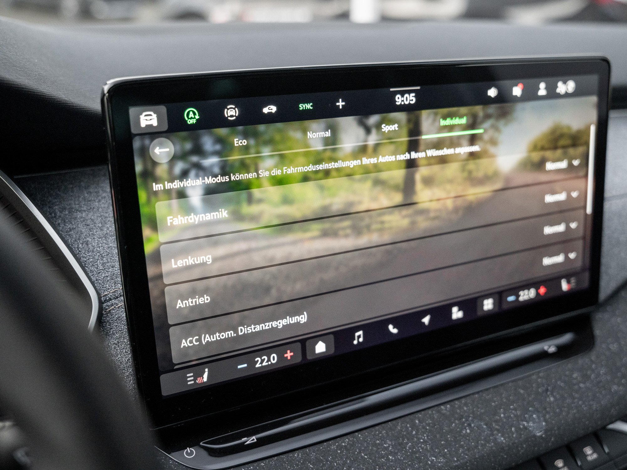 Skoda - OCTAVIA C. TOUR 2.0 TDI DSG AHK Navi Pano 360 SD_9