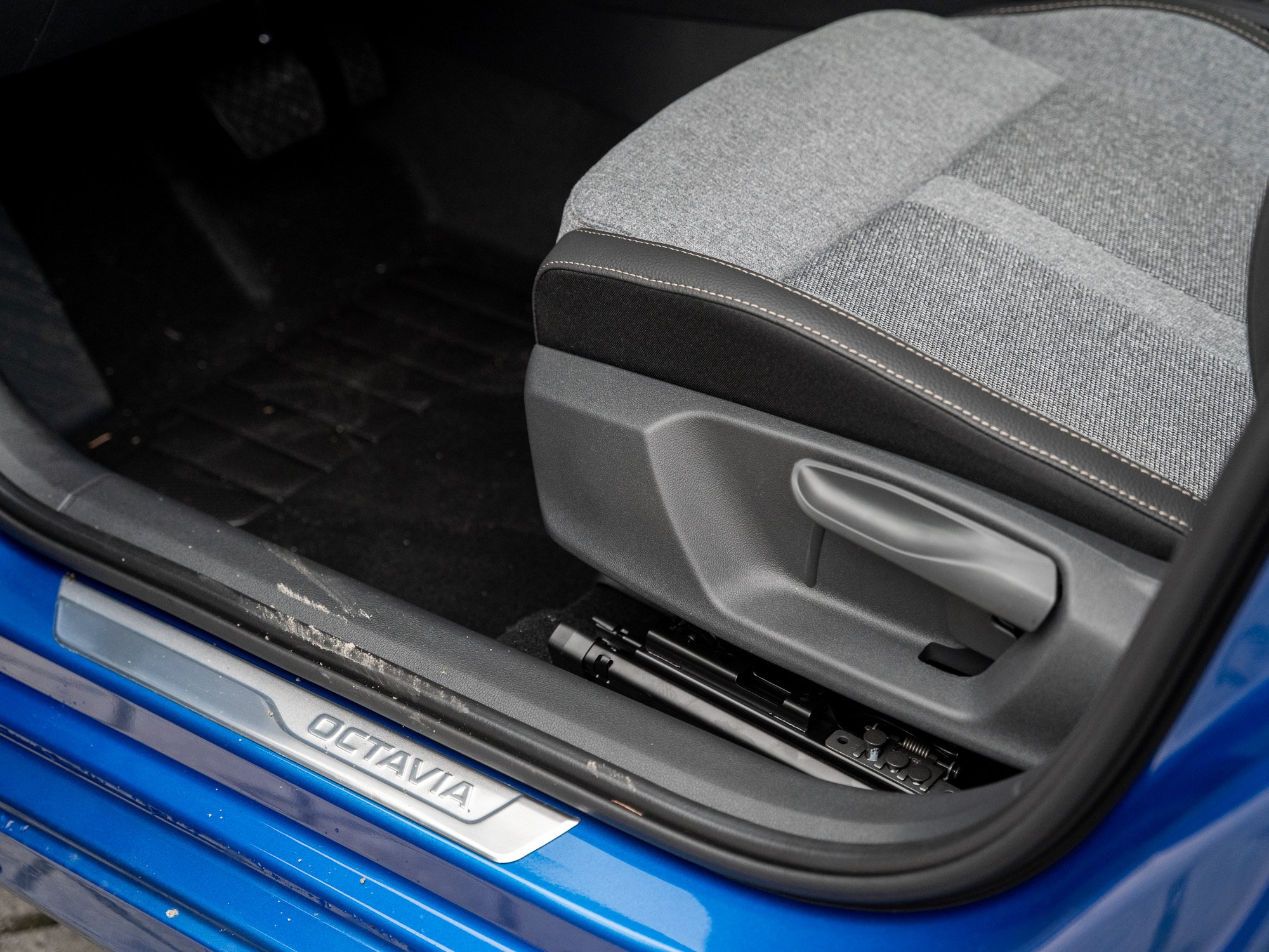 Skoda - Octavia Combi Balance 1.5 TSI mHEV AHK Navi_24