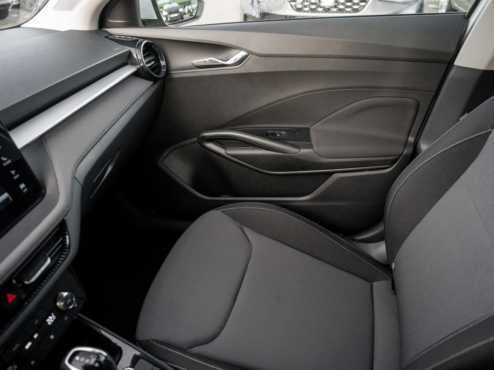 Skoda - FABIA TOUR 1.0 TSI DSG Kam. Navi Virtual ACC LED_10