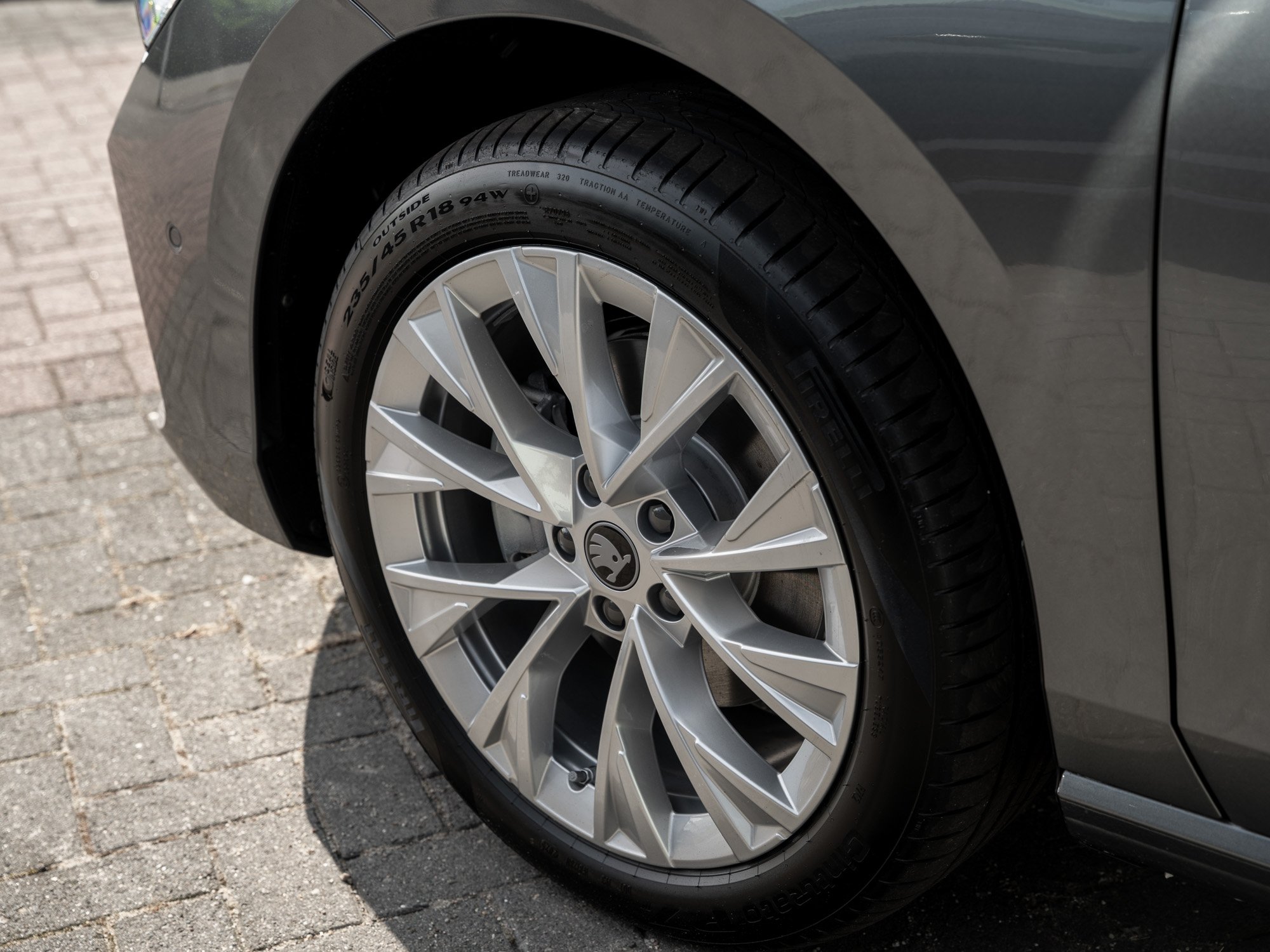 Skoda - Superb Combi Selection 2.0 TDI DSG AHK Kam. LM_27