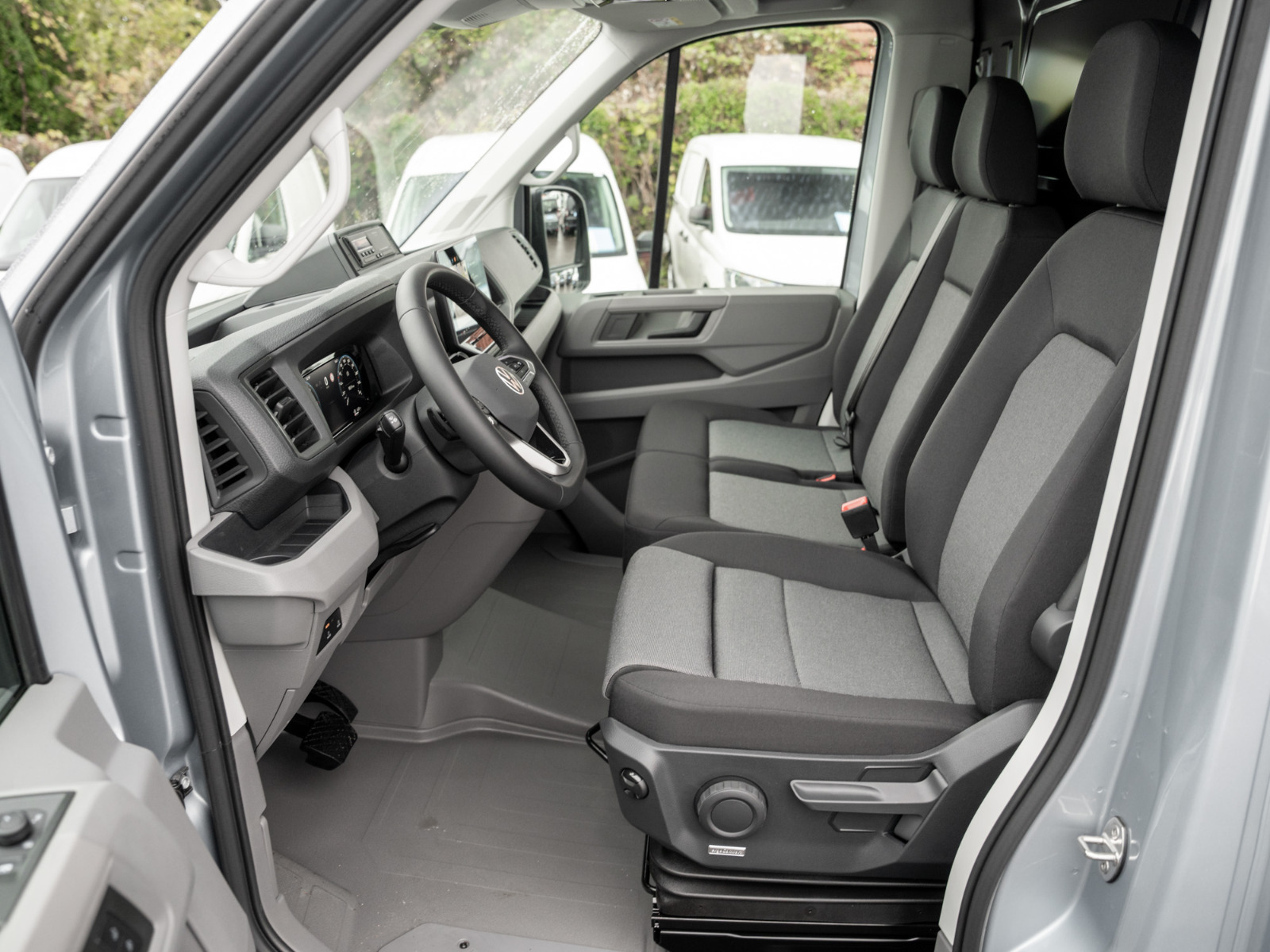 VW - Crafter 35 Kasten MR DSG+4MOTION+NAVI+AHK+KLIMA_27