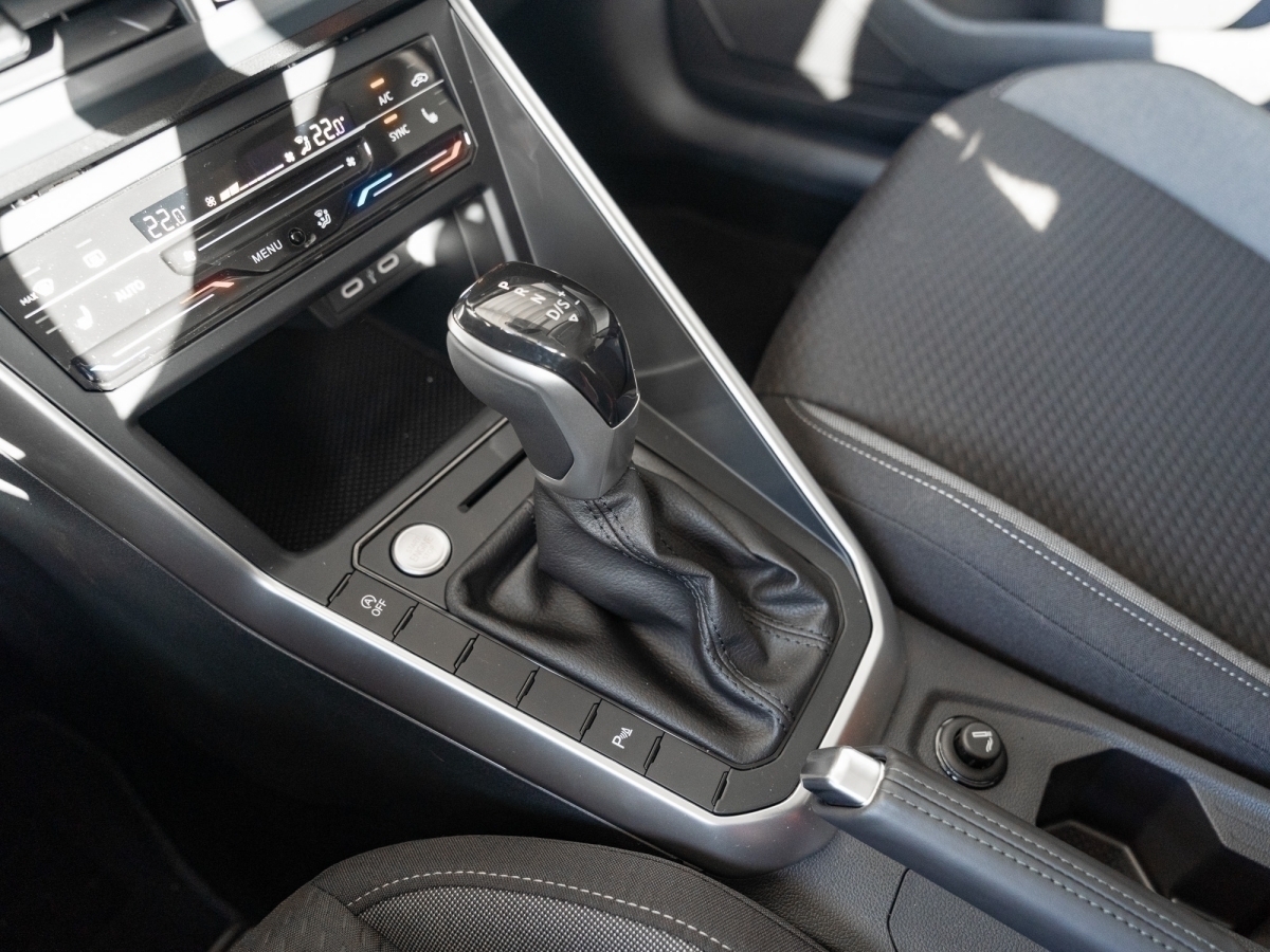 VW - Taigo Life 1.0 TSI DSG FLA KeyLess LM KlimaA_11