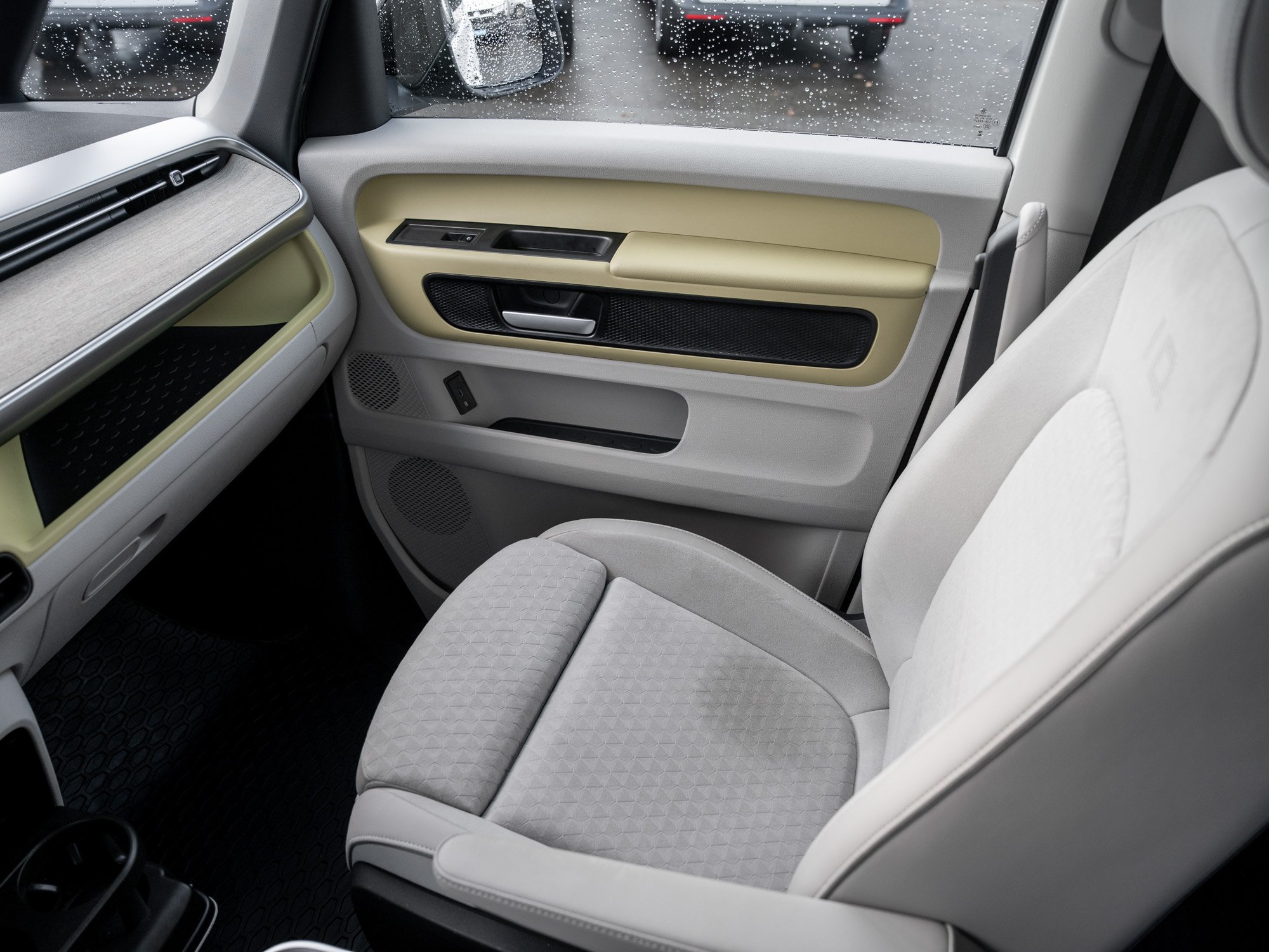 VW - ID. Buzz Pro LED+KLIMA+NAVI+AHK+ACC+APP+21_13