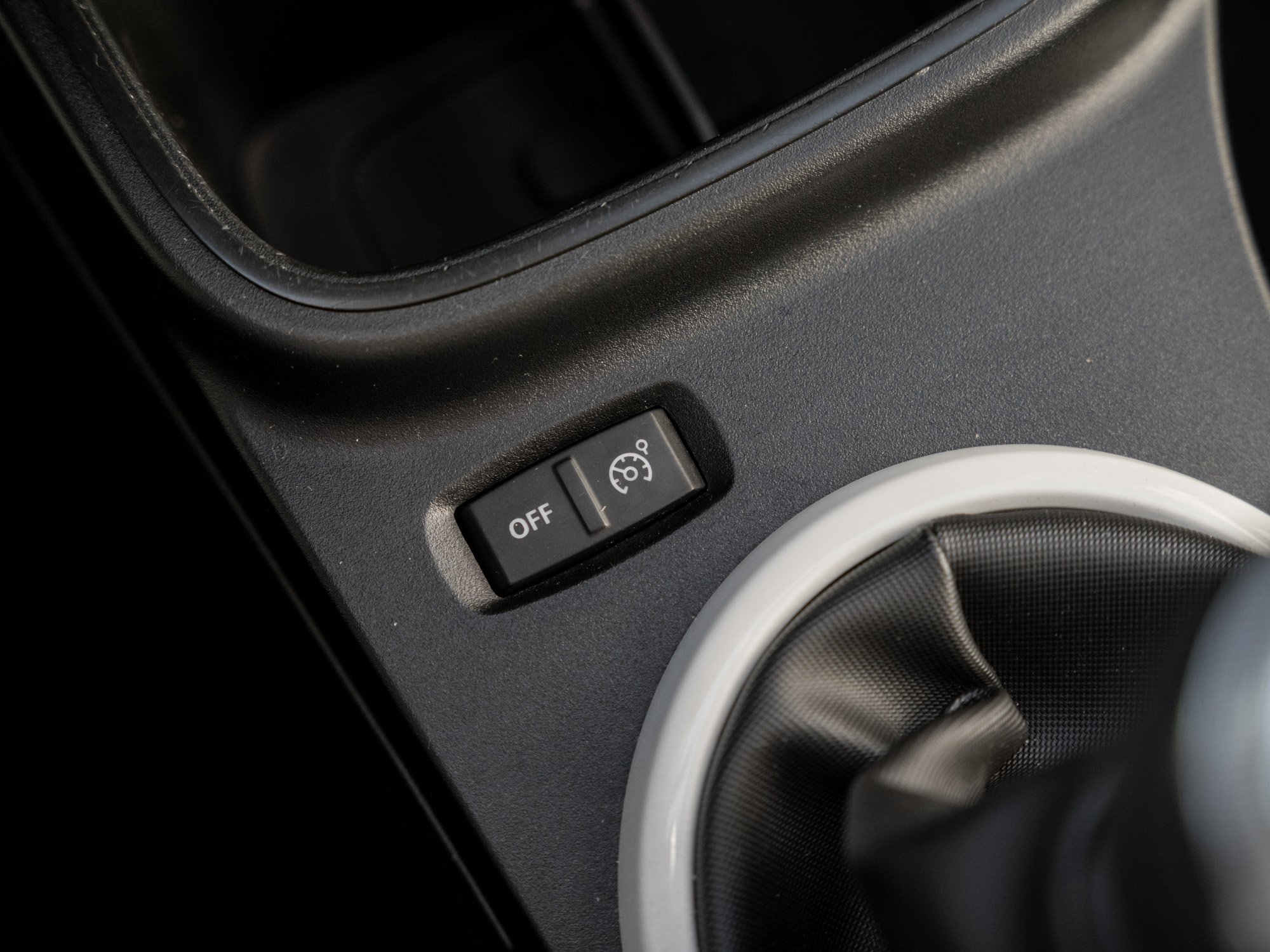 Renault - TWINGO 1.0 SCE 65 LIMITED SoundSys Facelift_10